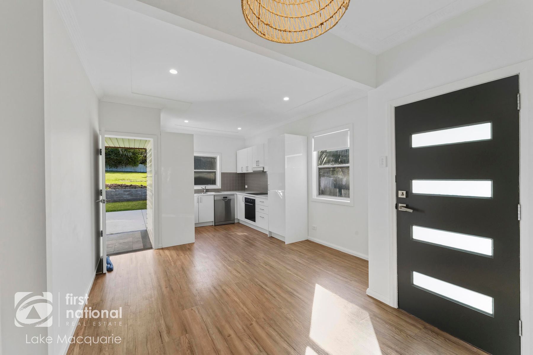 11 South Parade, Blackalls Park NSW 2283, Blackalls Park - Thumbnail 4