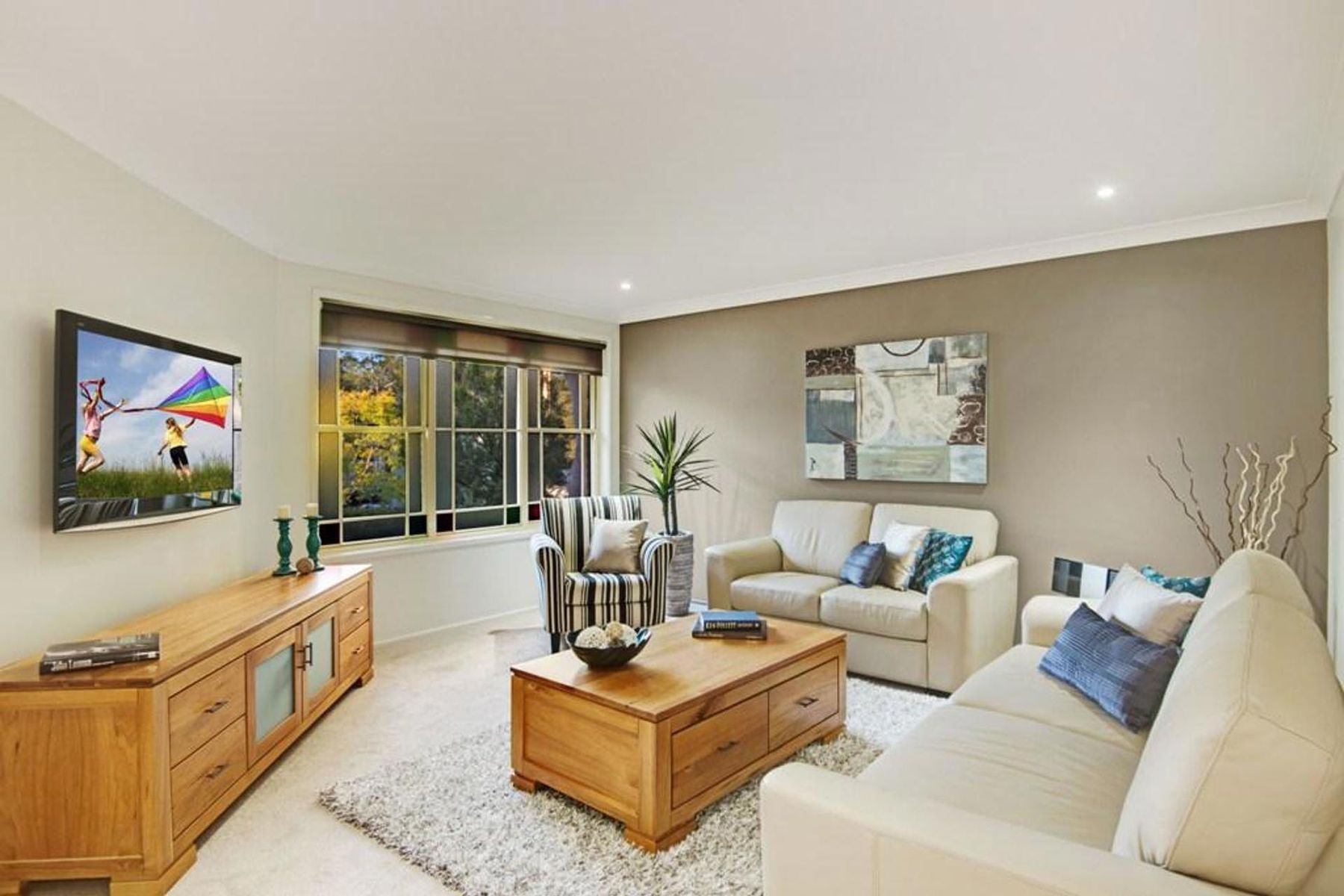 16 Bellwood Place, Castle Hill NSW 2154, Castle Hill - Thumbnail 2