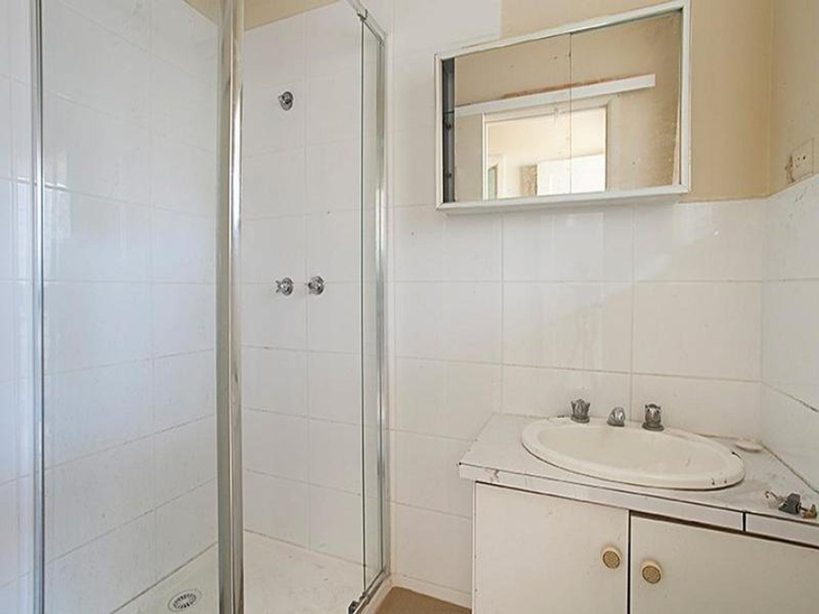 24 Lambeth Street, Kensington, VIC 3031, Kensington - Thumbnail 3