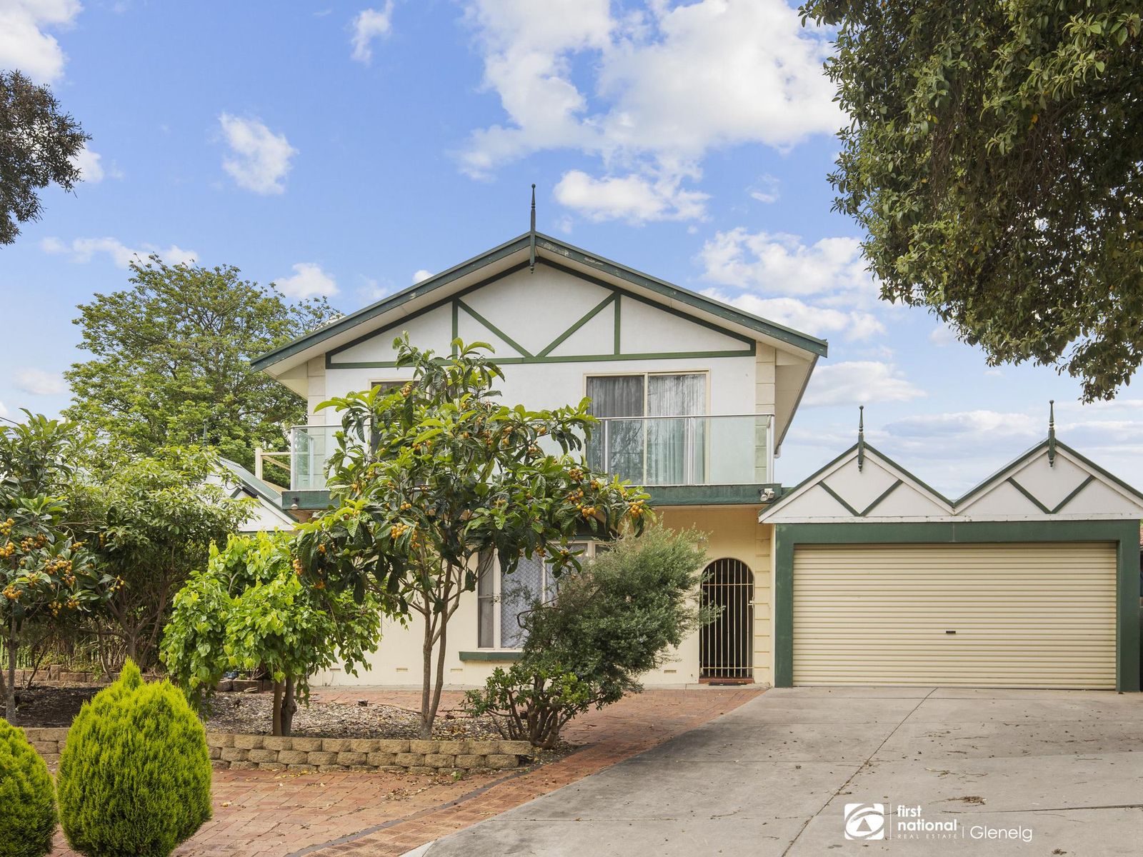 15 Banff Court, Happy Valley SA 5159
