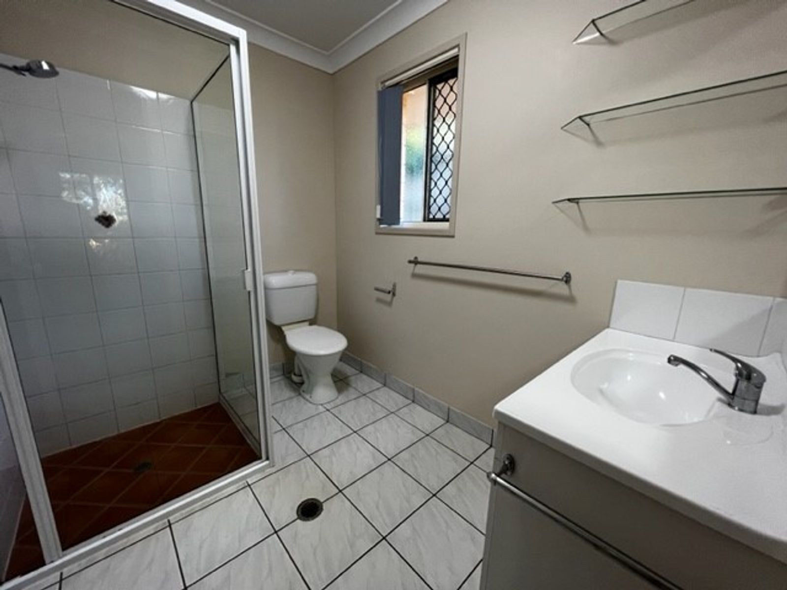 63 Thompson Road, Childers QLD 4660, Childers - Thumbnail 6