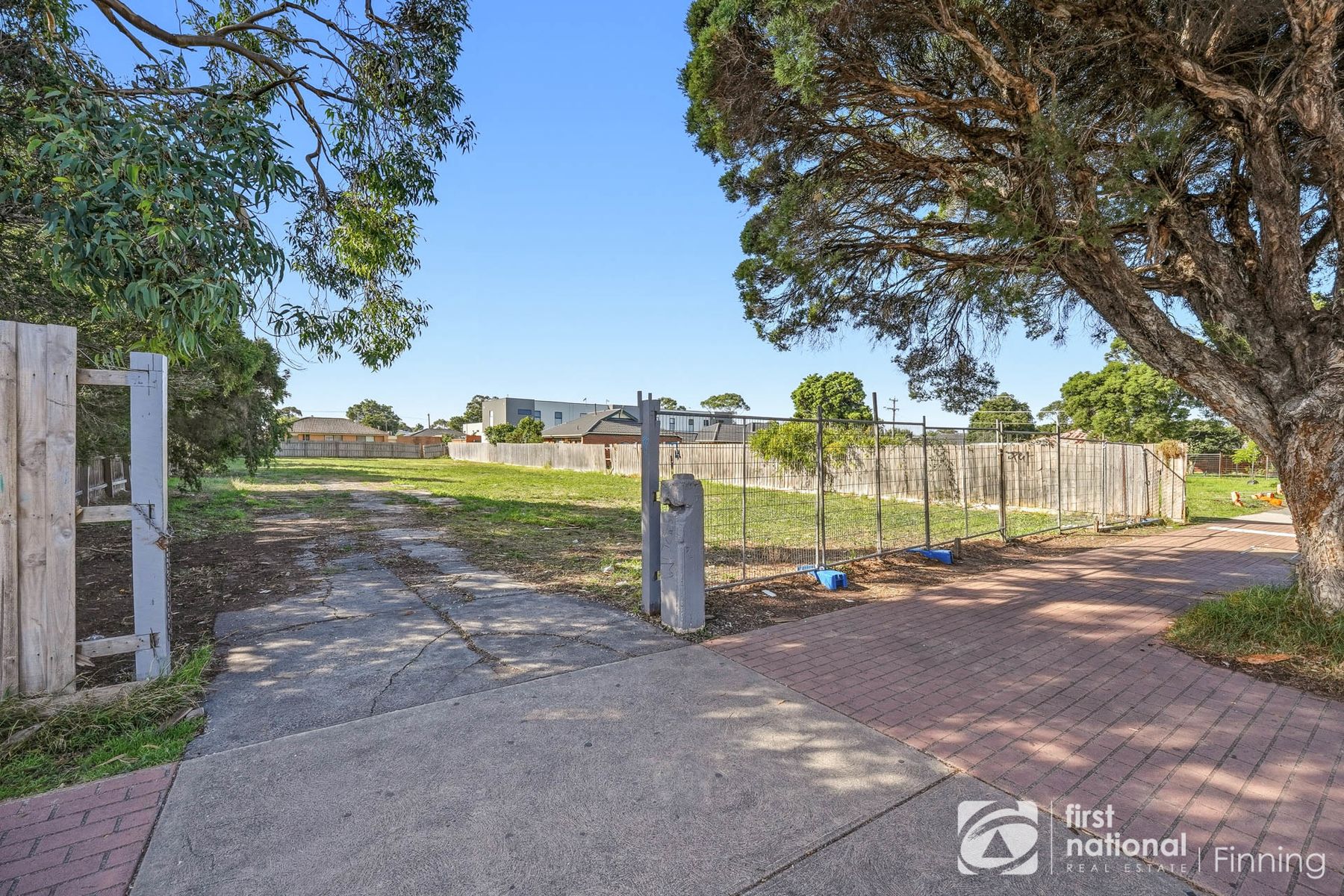 5 Lyall Street, Cranbourne VIC 3977, Cranbourne - Thumbnail 3