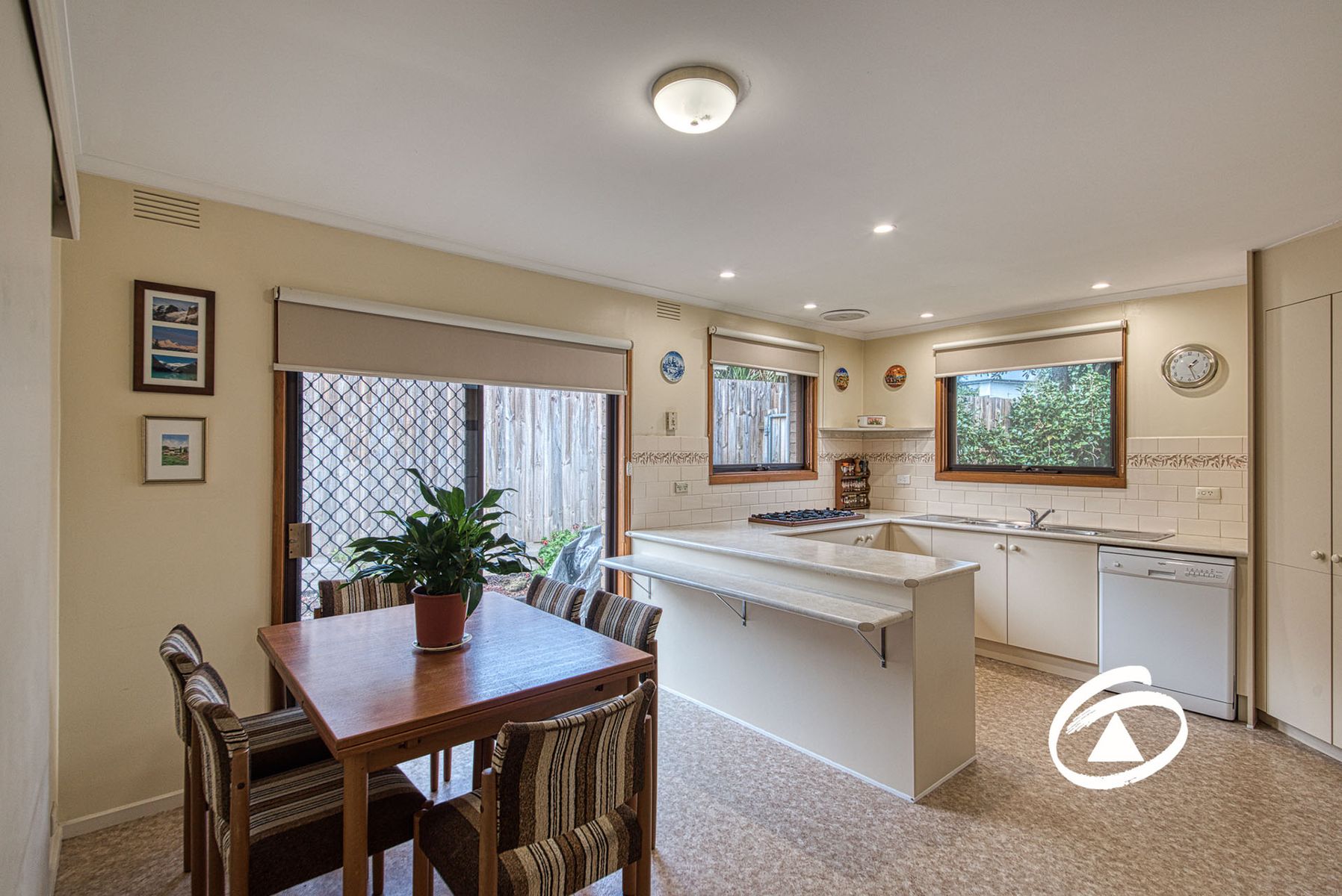 15 Kent Road, Narre Warren VIC 3805, Narre Warren - Thumbnail 4
