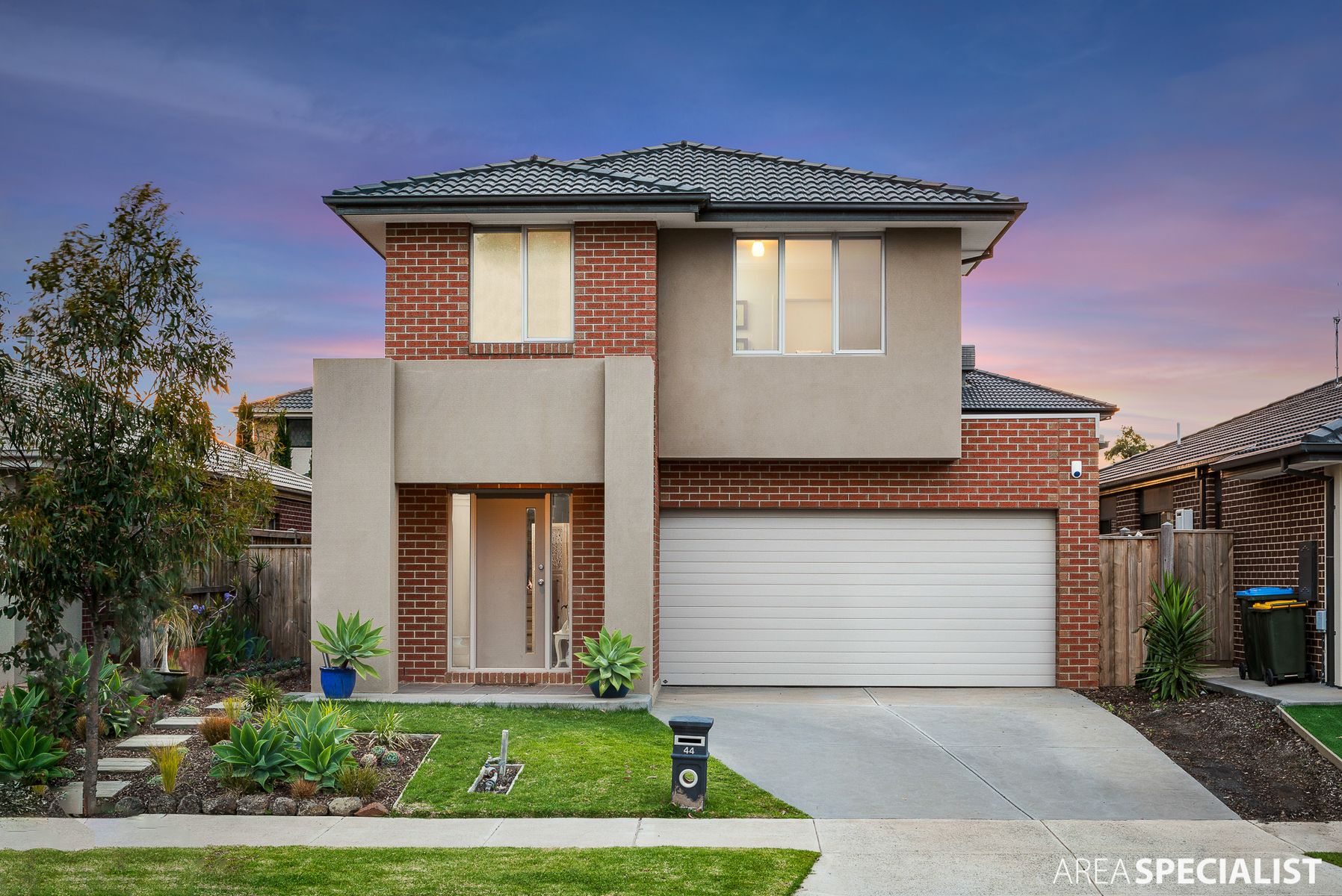 44 Kittyhawk Road, Point Cook, VIC 3030, Point Cook - Thumbnail 2