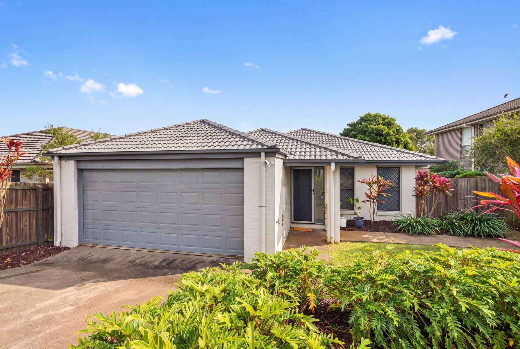 9 Tigerwood Place, Redland Bay QLD 4165, Redland Bay - Thumbnail 2