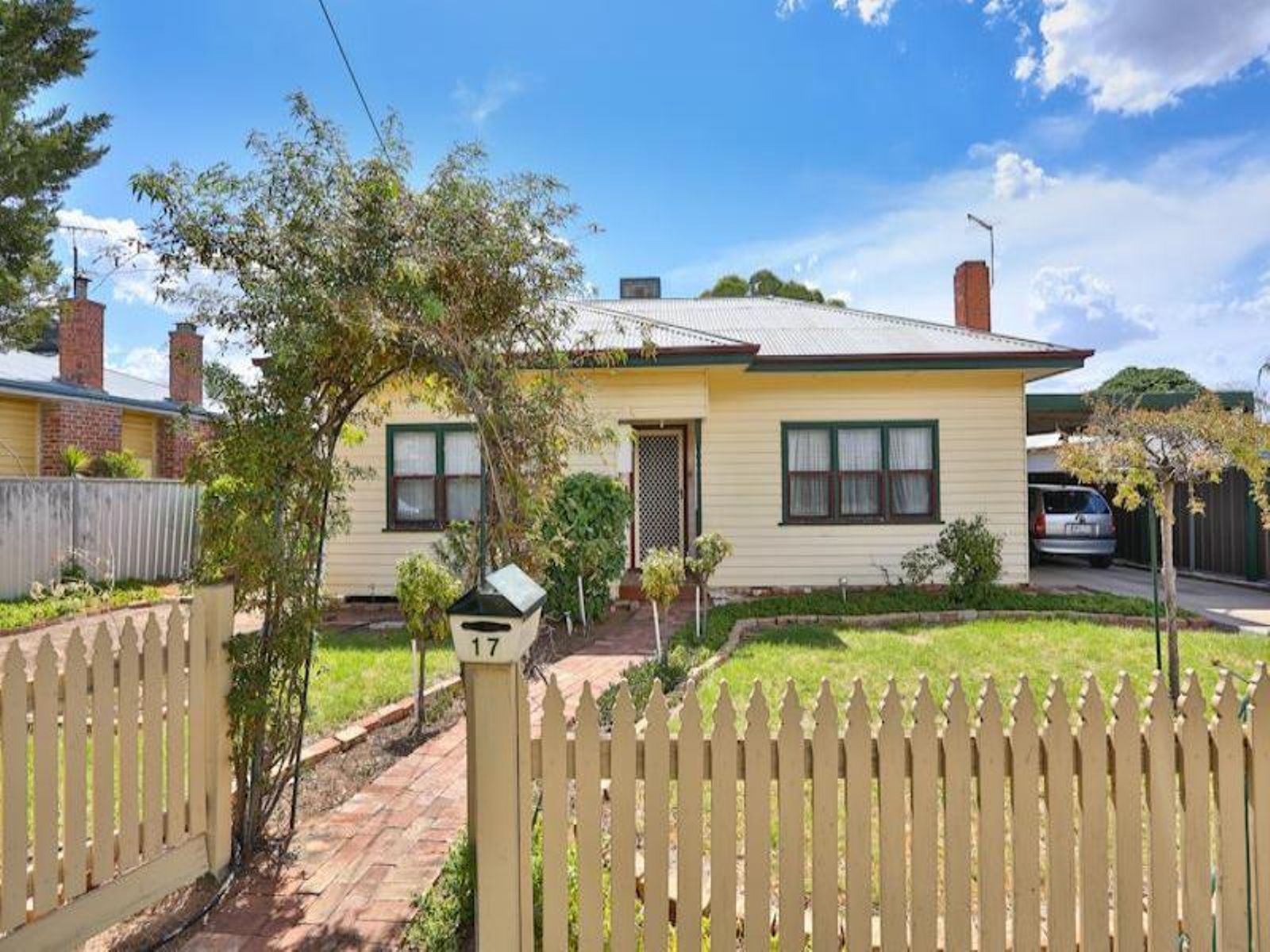 17 Floral Avenue, Mildura - Image 1