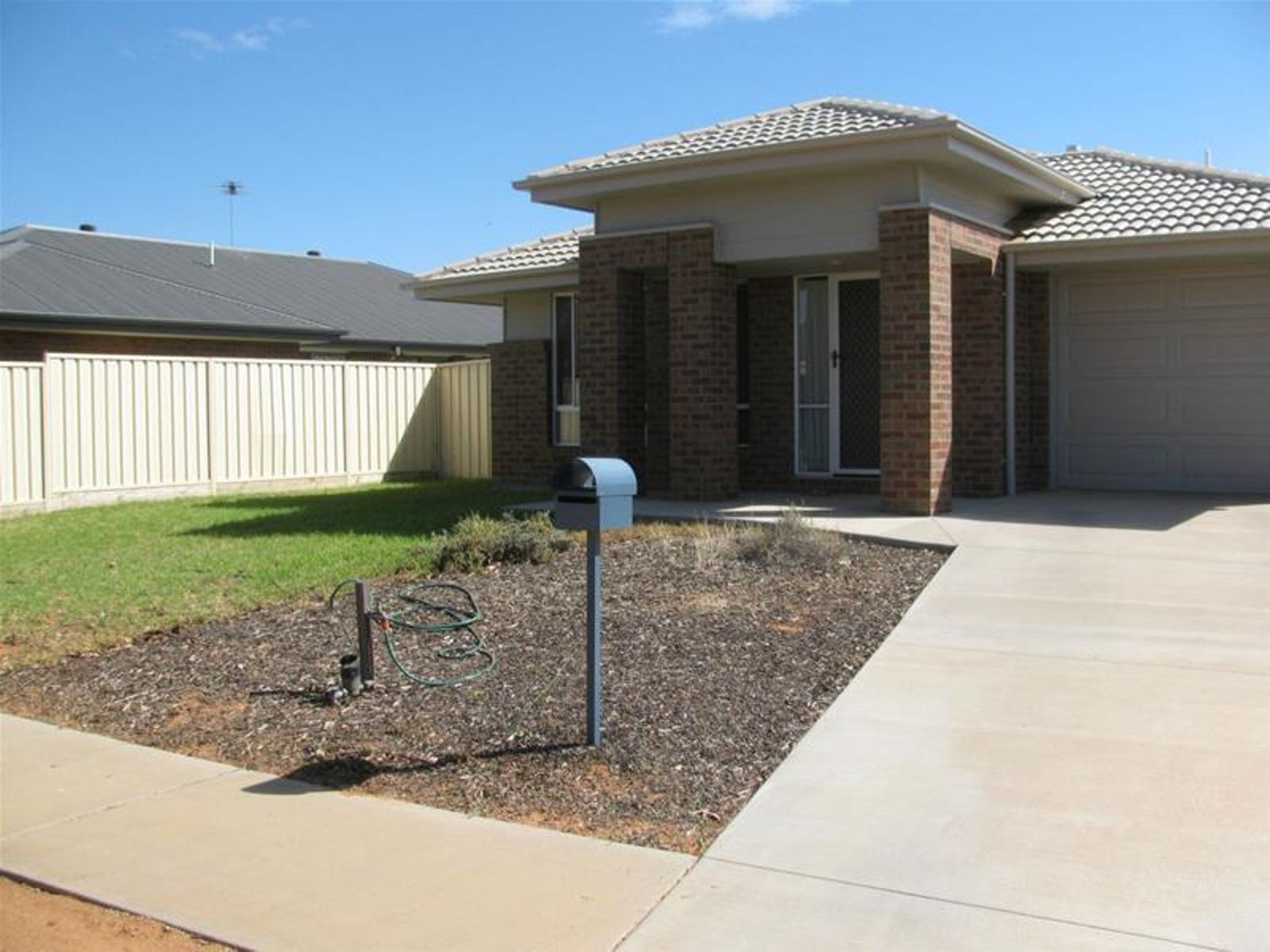 16 Philippa Crescent