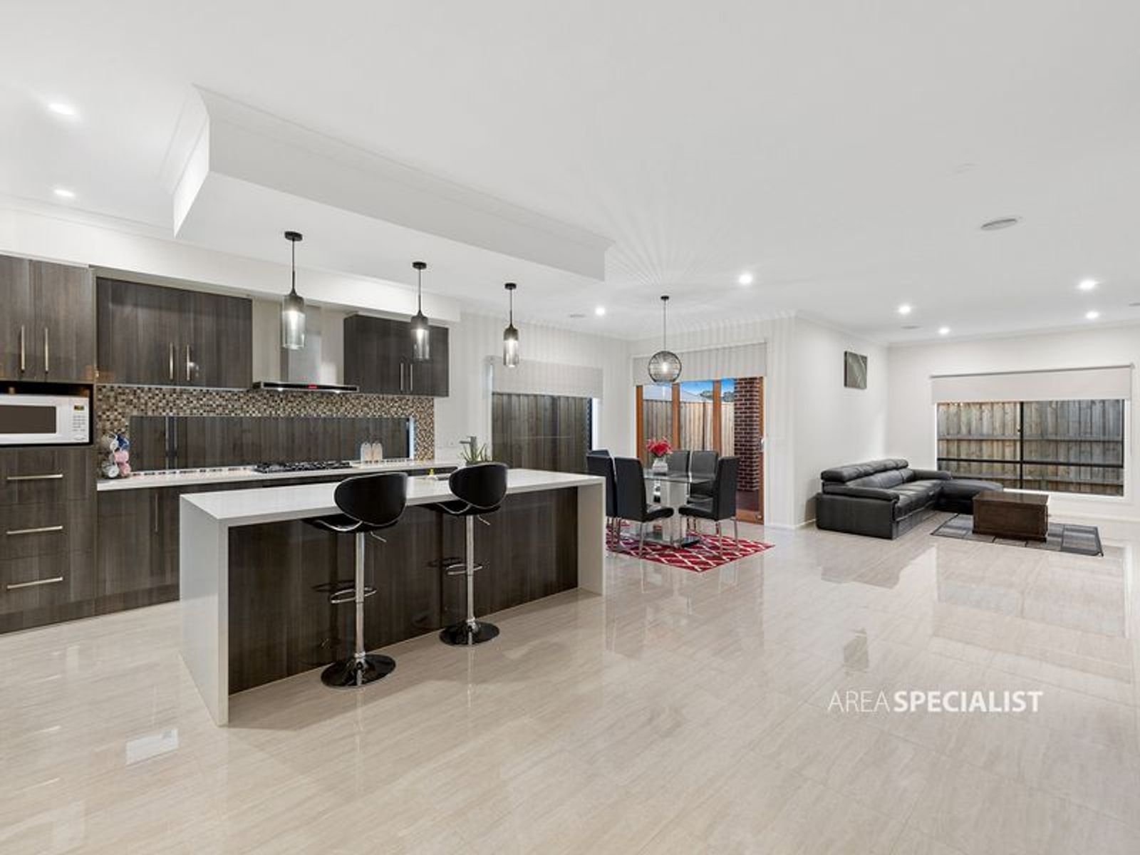 6 Bernardins Street, Clyde North, VIC 3978, Clyde North - Thumbnail 3