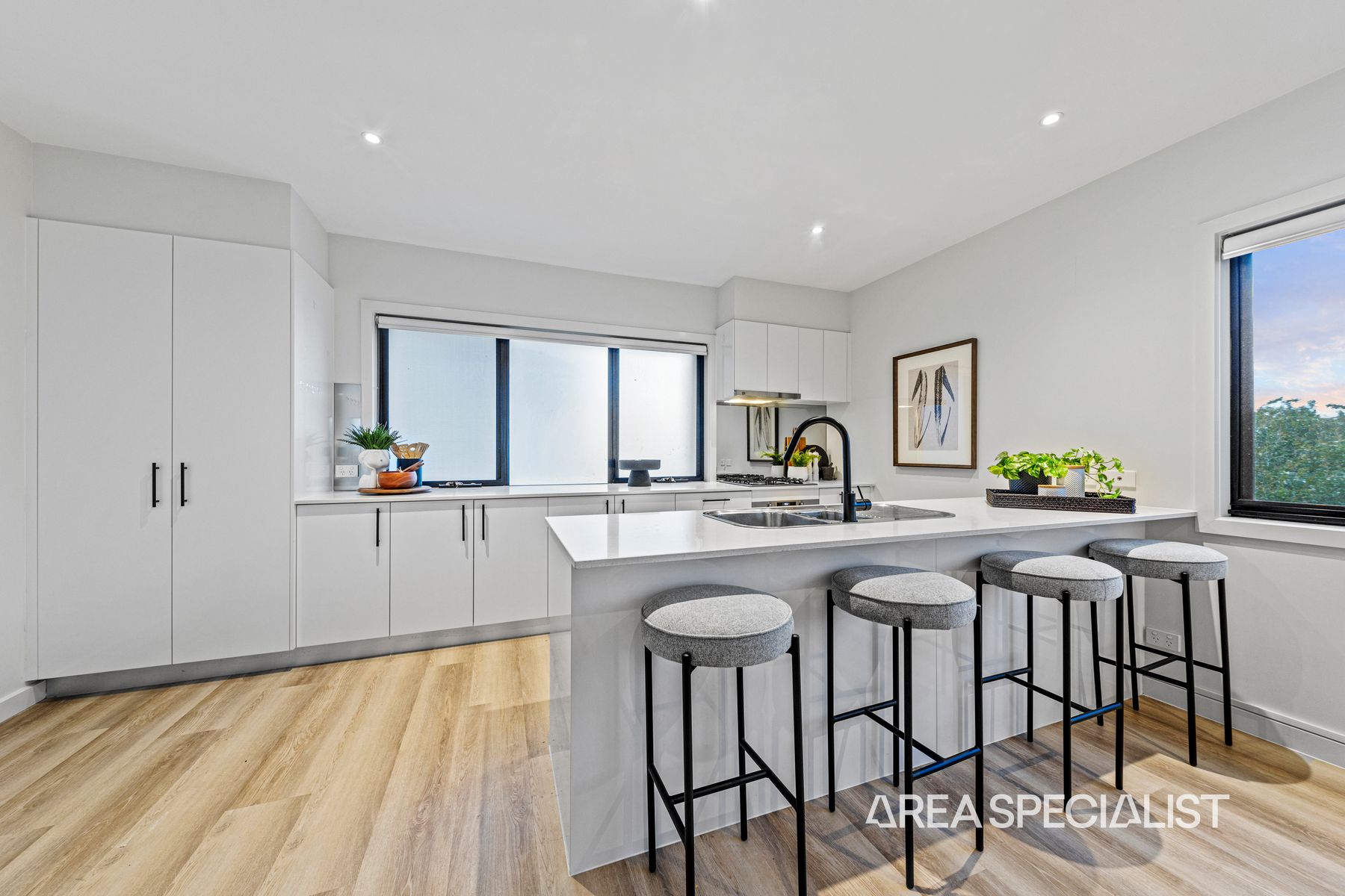 26/17 Edgeware Close, Pakenham, VIC 3810, Pakenham - Thumbnail 3