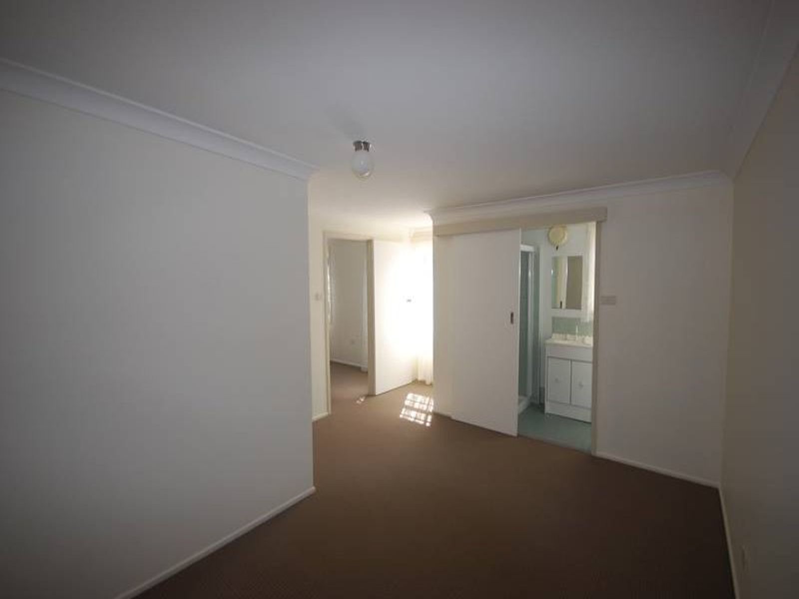 62 Hilliger Road, South Penrith - Thumbnail 2