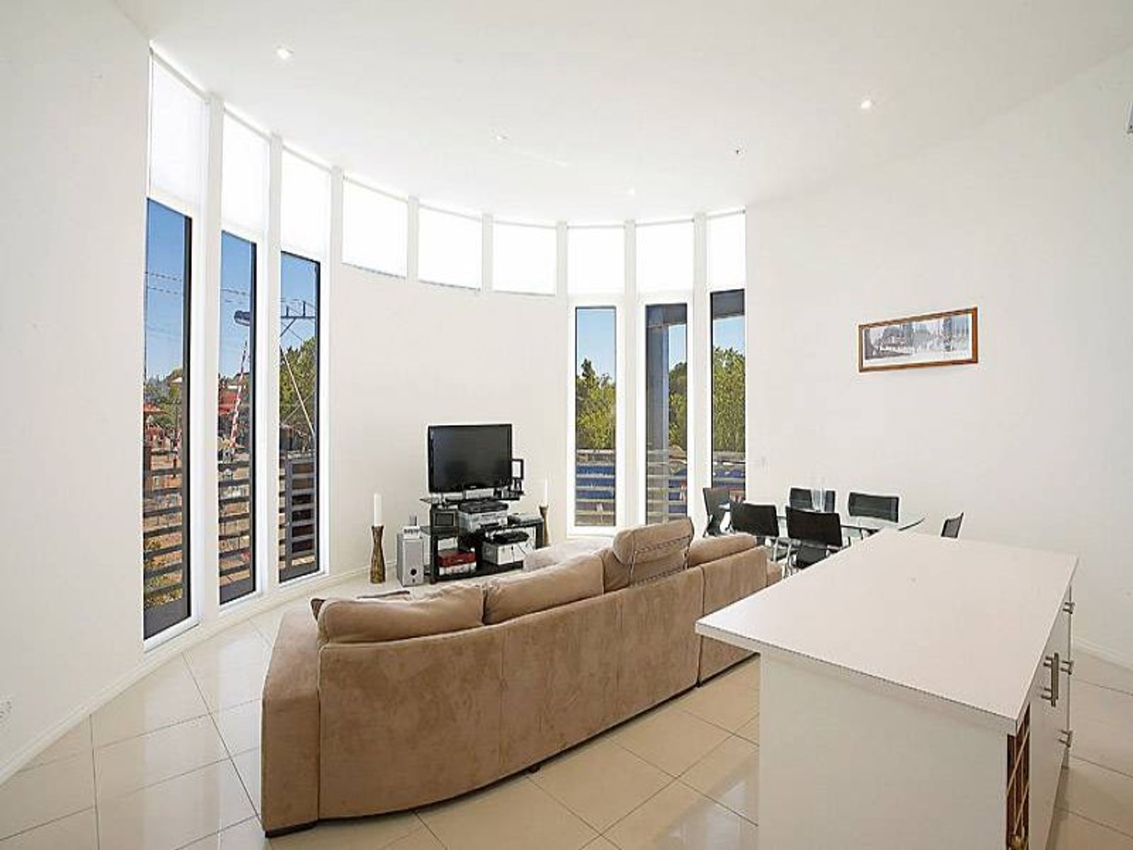 209/465 Macaulay Road, Kensington - Thumbnail 4
