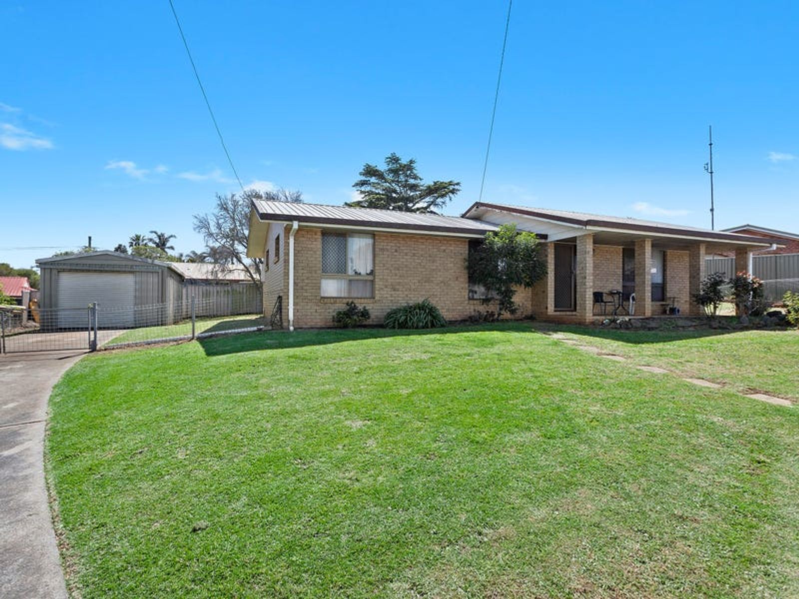 2 Tea Tree Court, Newtown QLD 4350