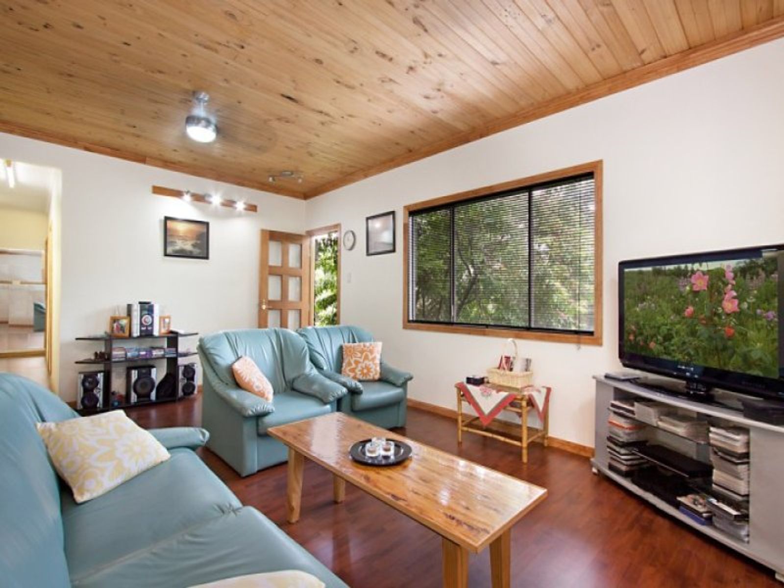 87 Bagot Road, Ludmilla NT 0820, Ludmilla - Thumbnail 2