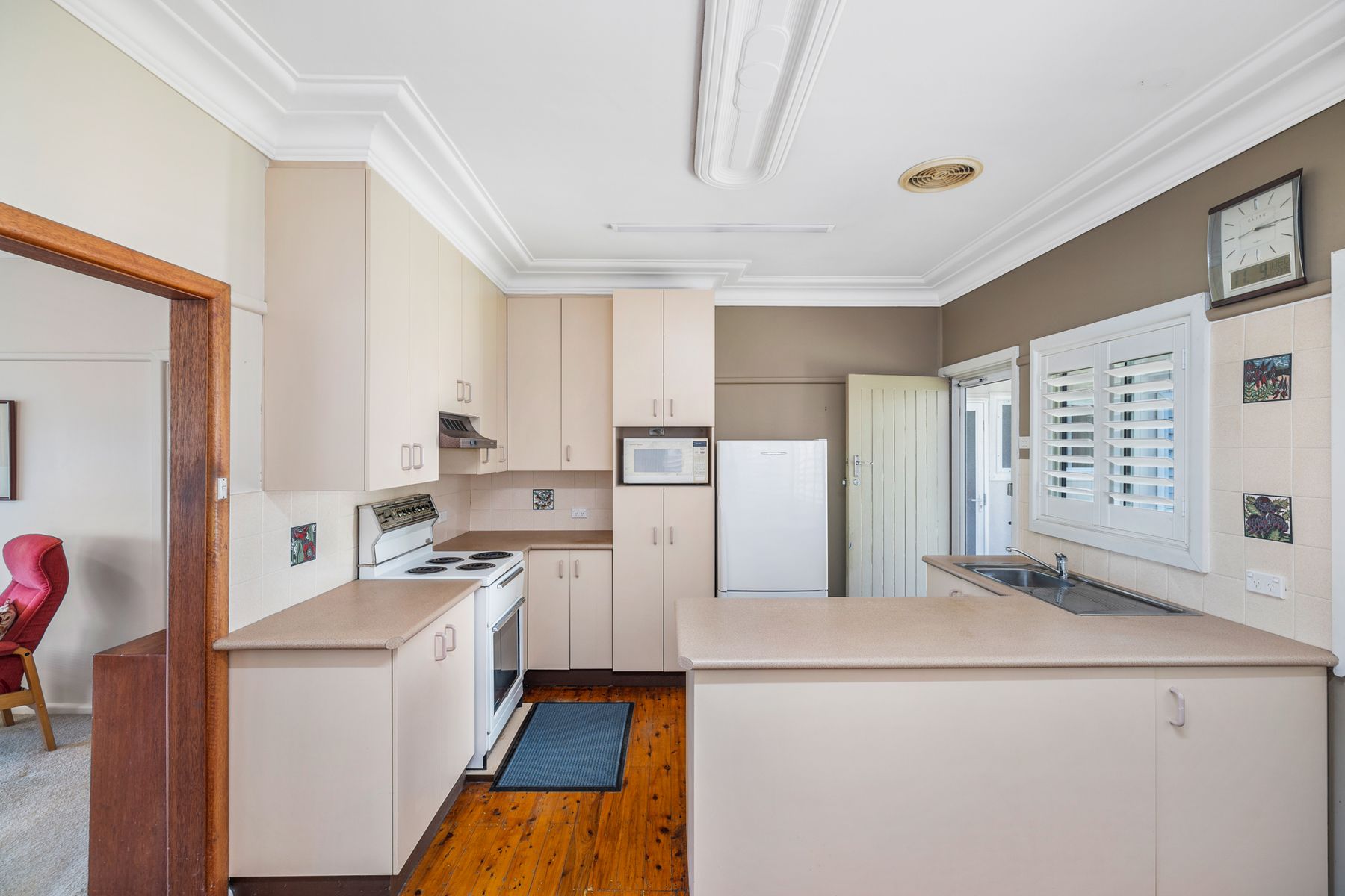 17 Hall Crescent, Padstow NSW 2211, Padstow - Thumbnail 4