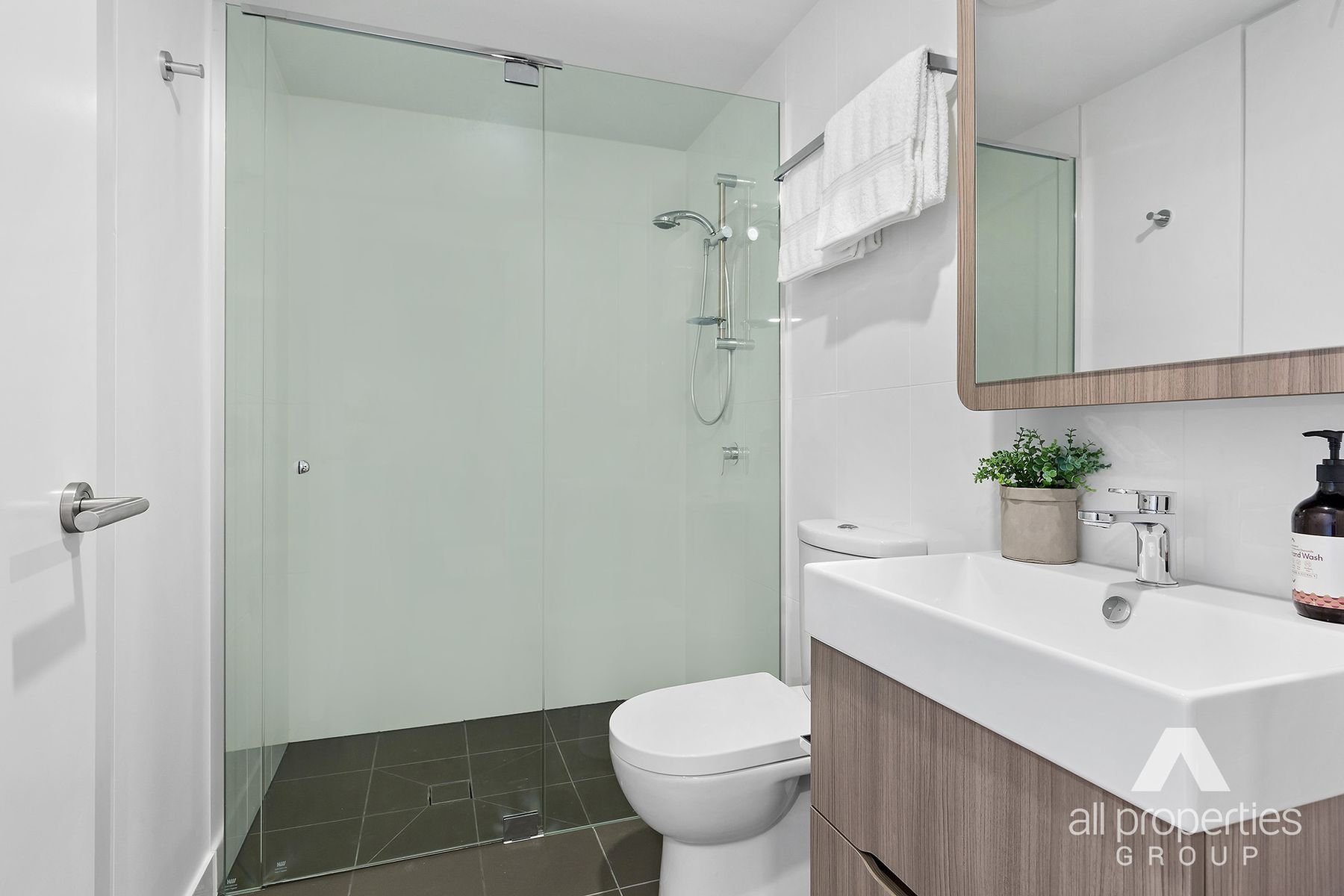 602/1 Cordelia Street, South Brisbane QLD 4101, South Brisbane - Thumbnail 4