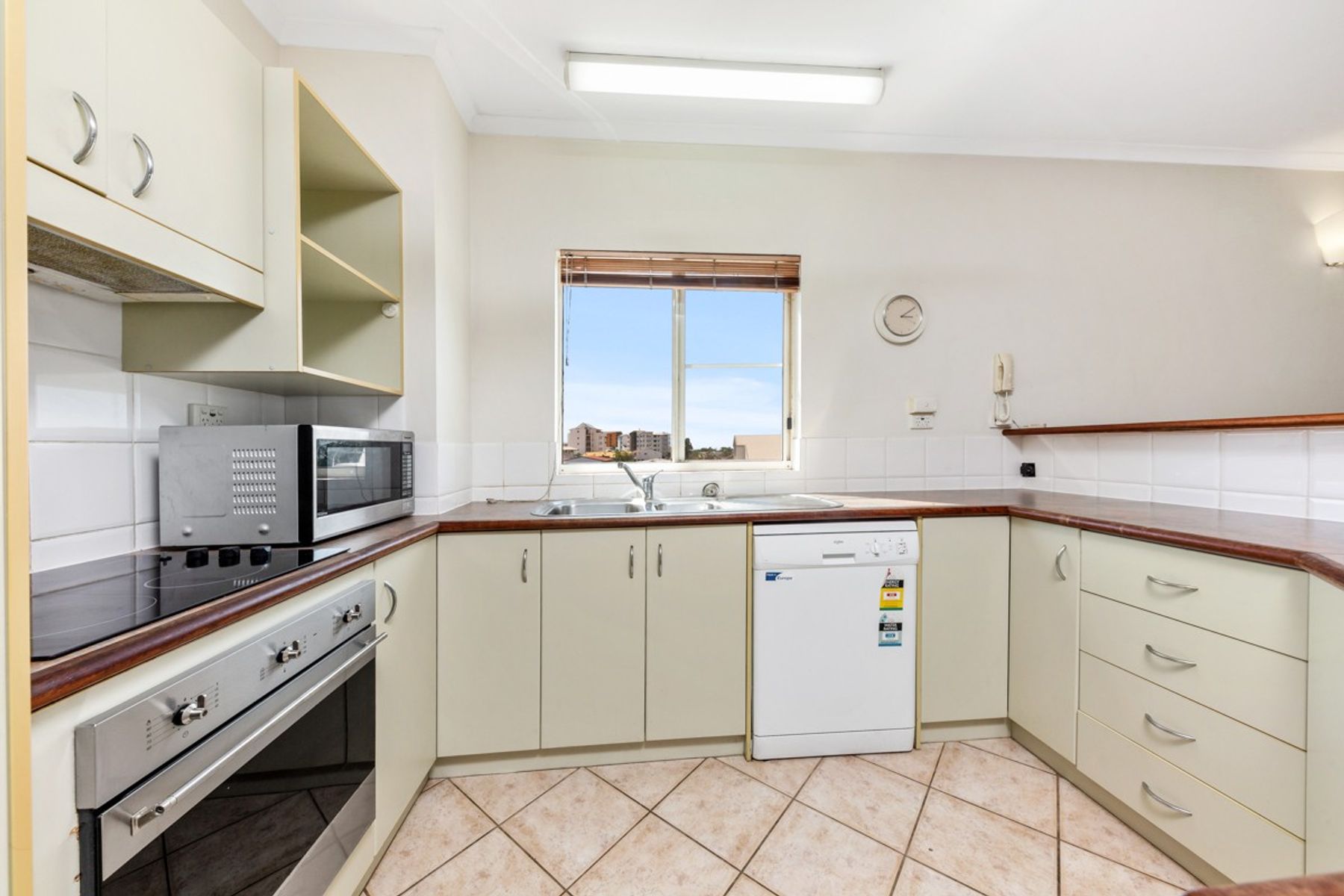 13/6-8 Houston Street, Larrakeyah NT 0820, Larrakeyah - Thumbnail 3