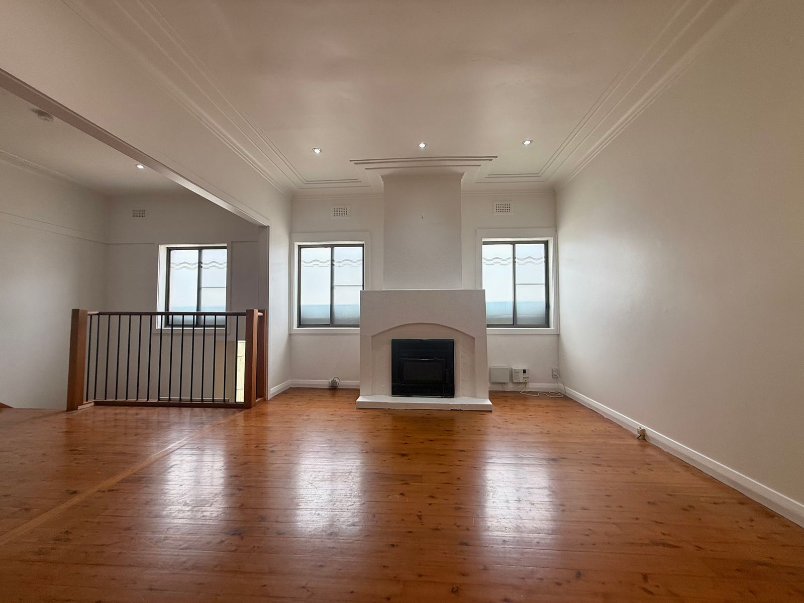 284 Gladstone Ave, Mount Saint Thomas NSW 2500, Mount Saint Thomas - Thumbnail 2