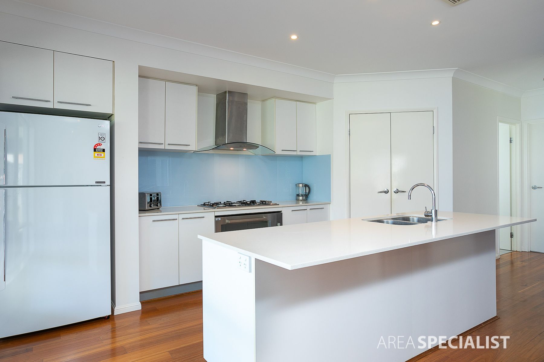 24 Hazelmere Crescent, Ormeau, QLD 4208, Ormeau - Thumbnail 4