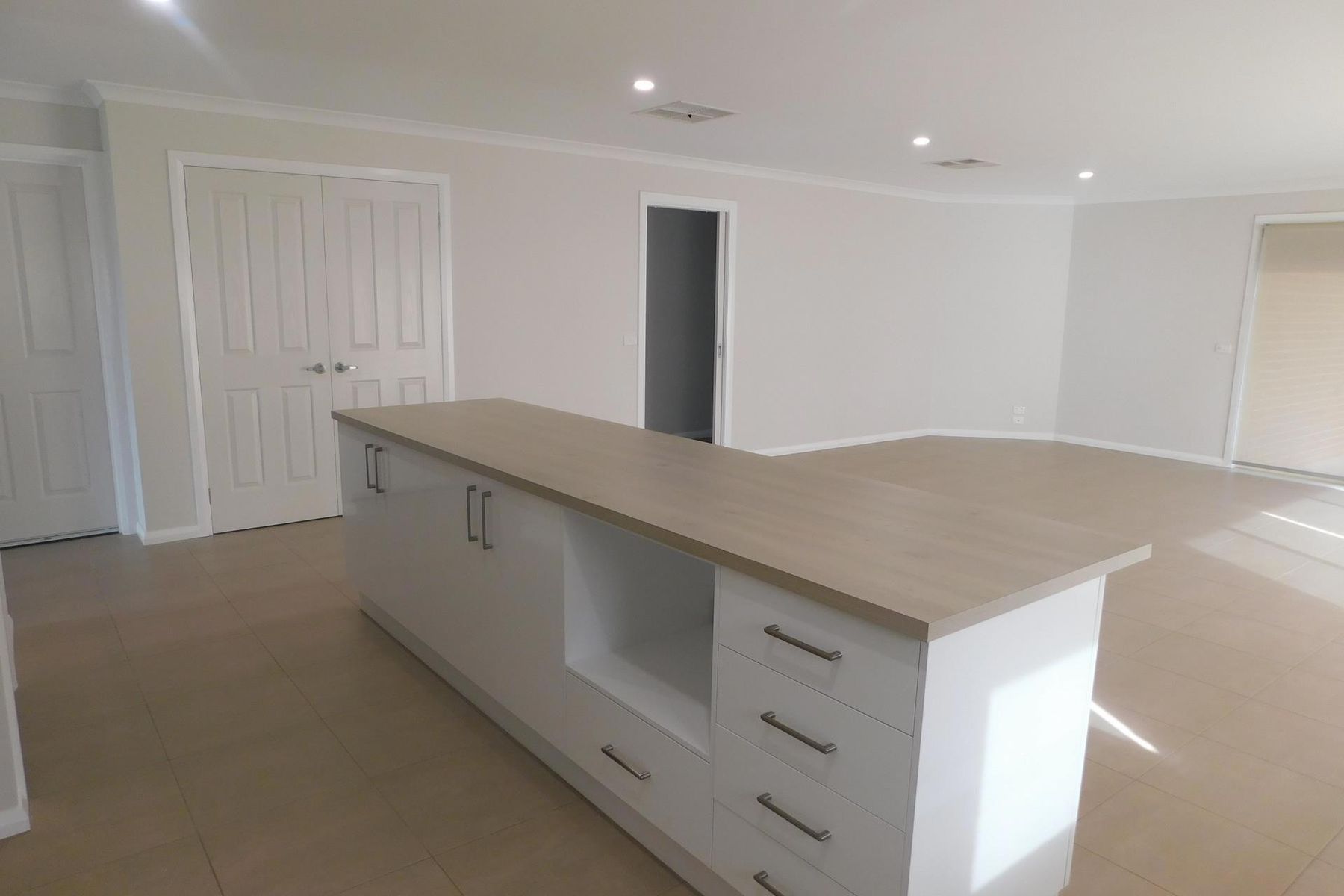 9 Darling Street, West Wodonga VIC 3690, West Wodonga - Thumbnail 3