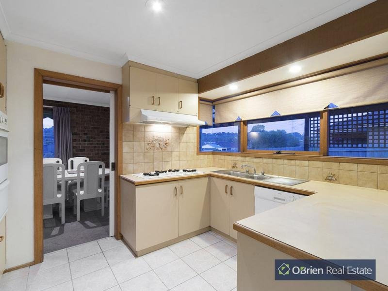 7 Struan Street, Endeavour Hills, VIC 3802, Endeavour Hills - Thumbnail 3