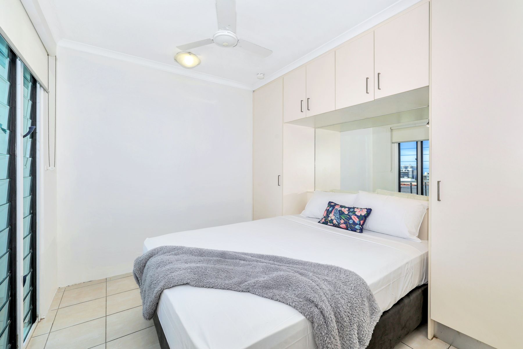 1002/5 Gardiner Street, Darwin City NT 0800, Darwin City - Thumbnail 7