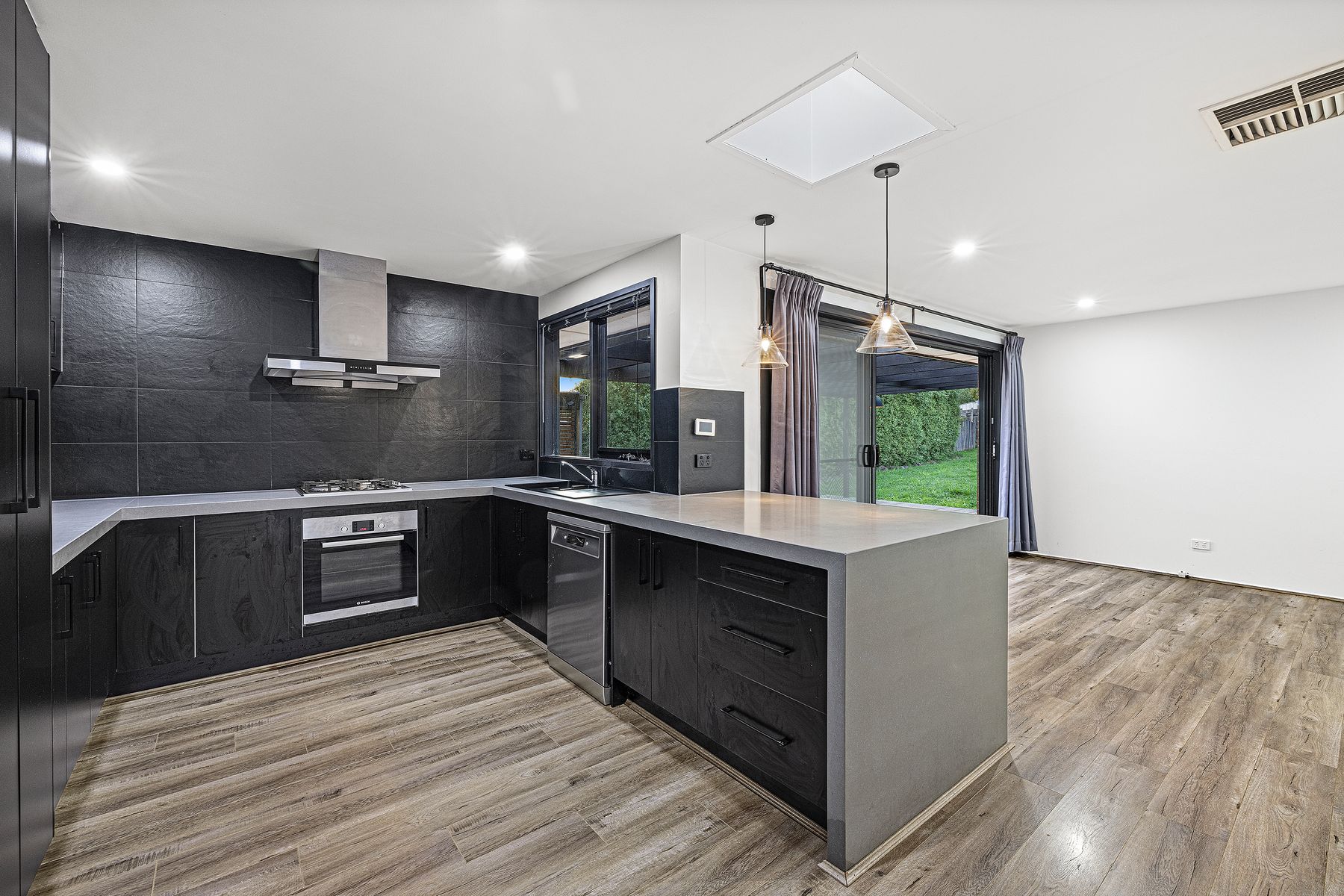 17 Sherman Drive, Bayswater North - Thumbnail 4