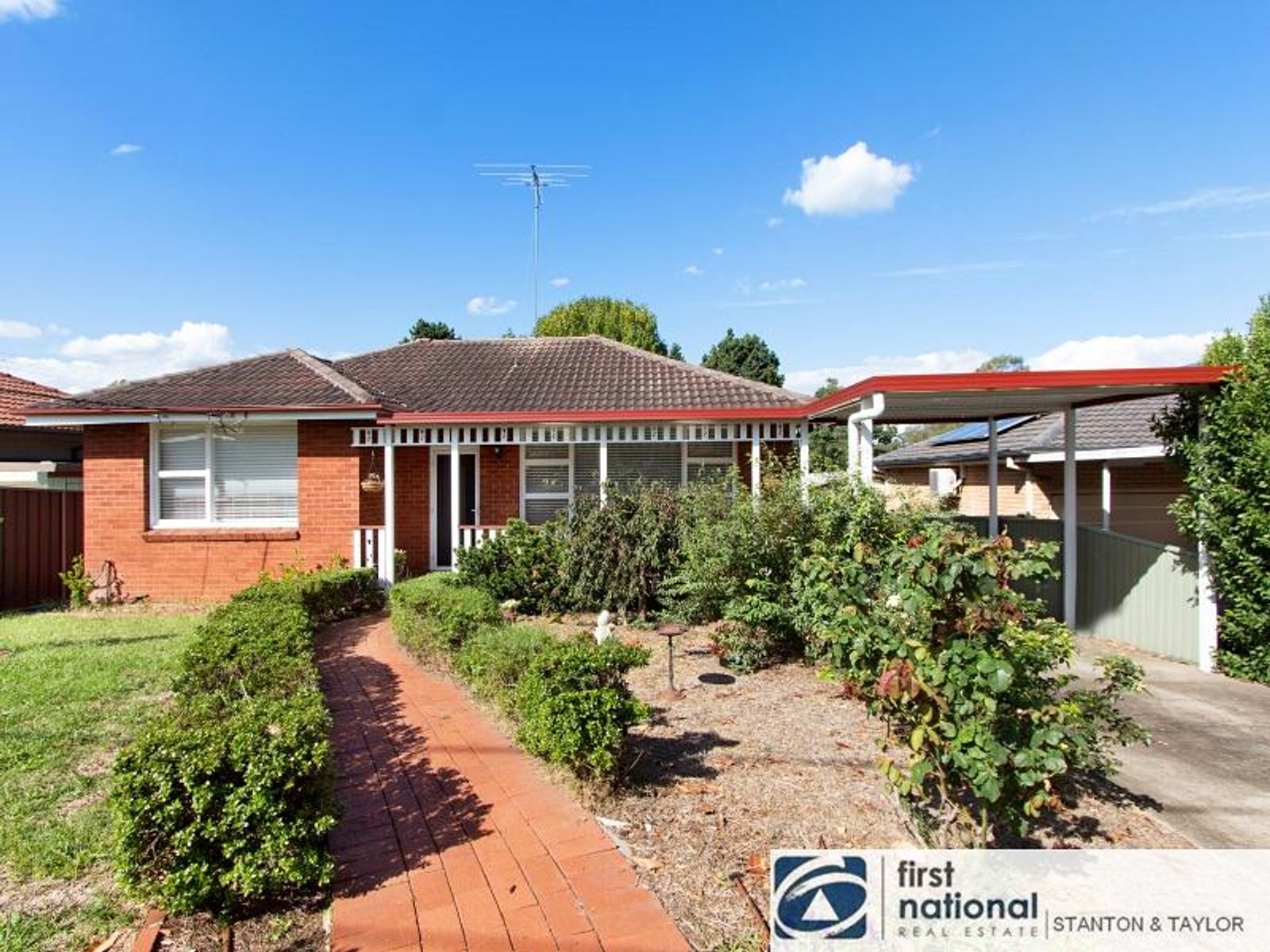 4 Elliott Street, Kingswood - Thumbnail 3