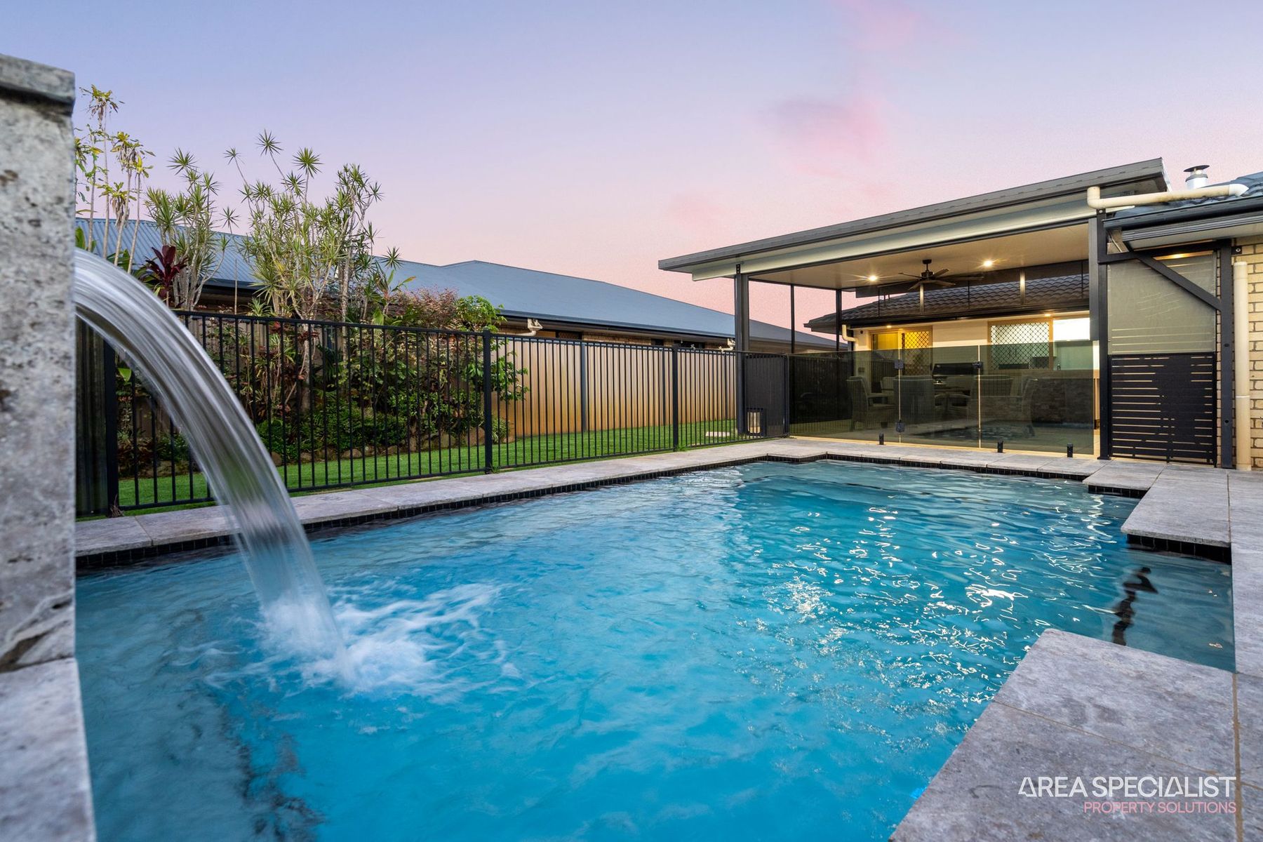 10 Osprey Drive, Jacobs Well, QLD 4208, Jacobs Well - Thumbnail 2