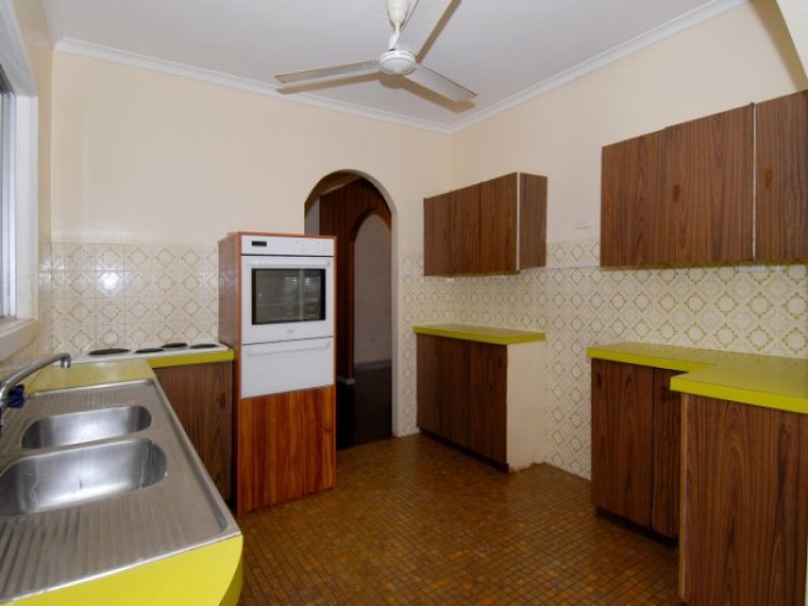 13 Quandong Crescent, Nightcliff NT 0810, Nightcliff - Thumbnail 2