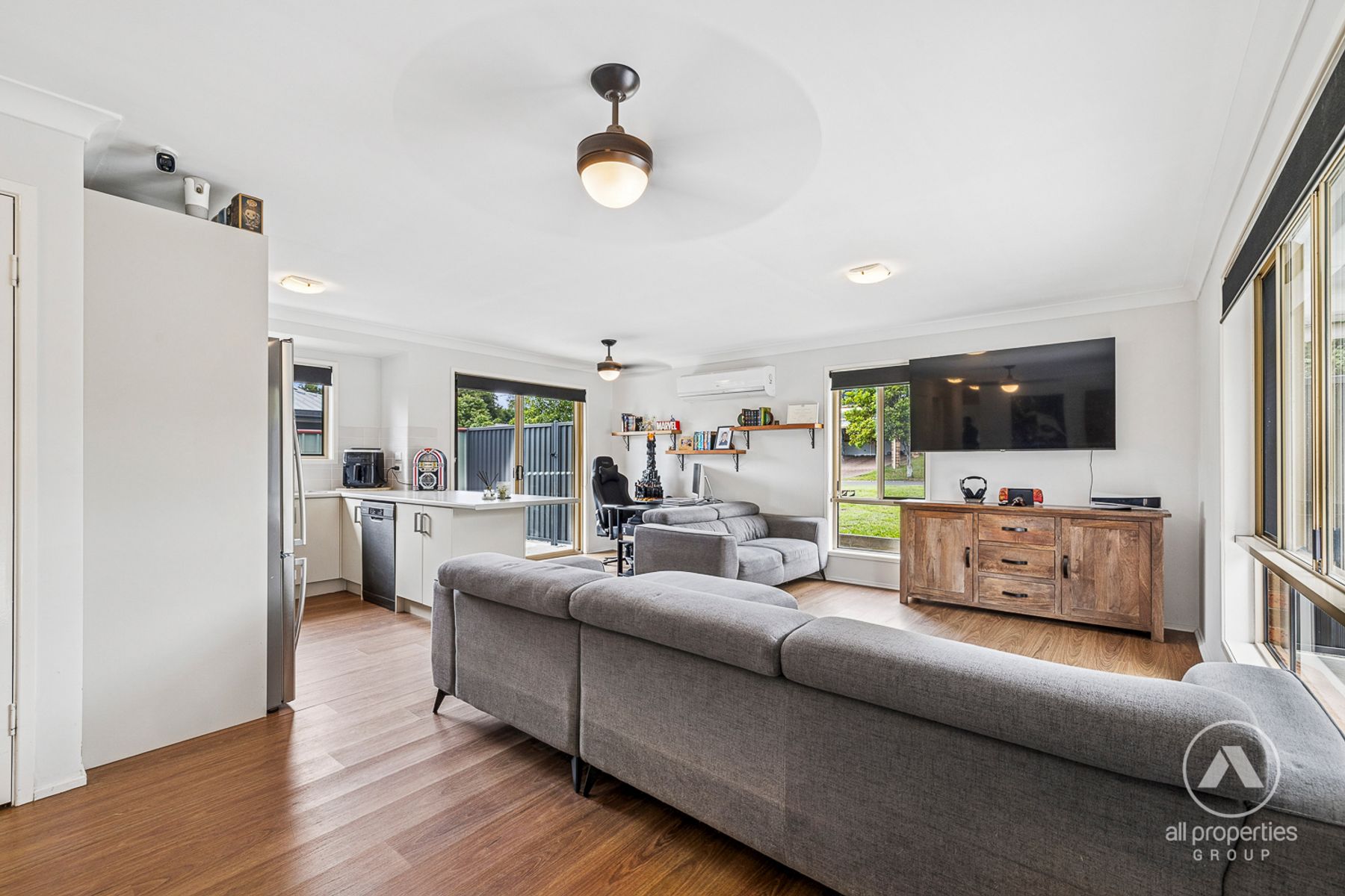 34 Seaton Street, Hillcrest QLD 4118, Hillcrest - Thumbnail 5