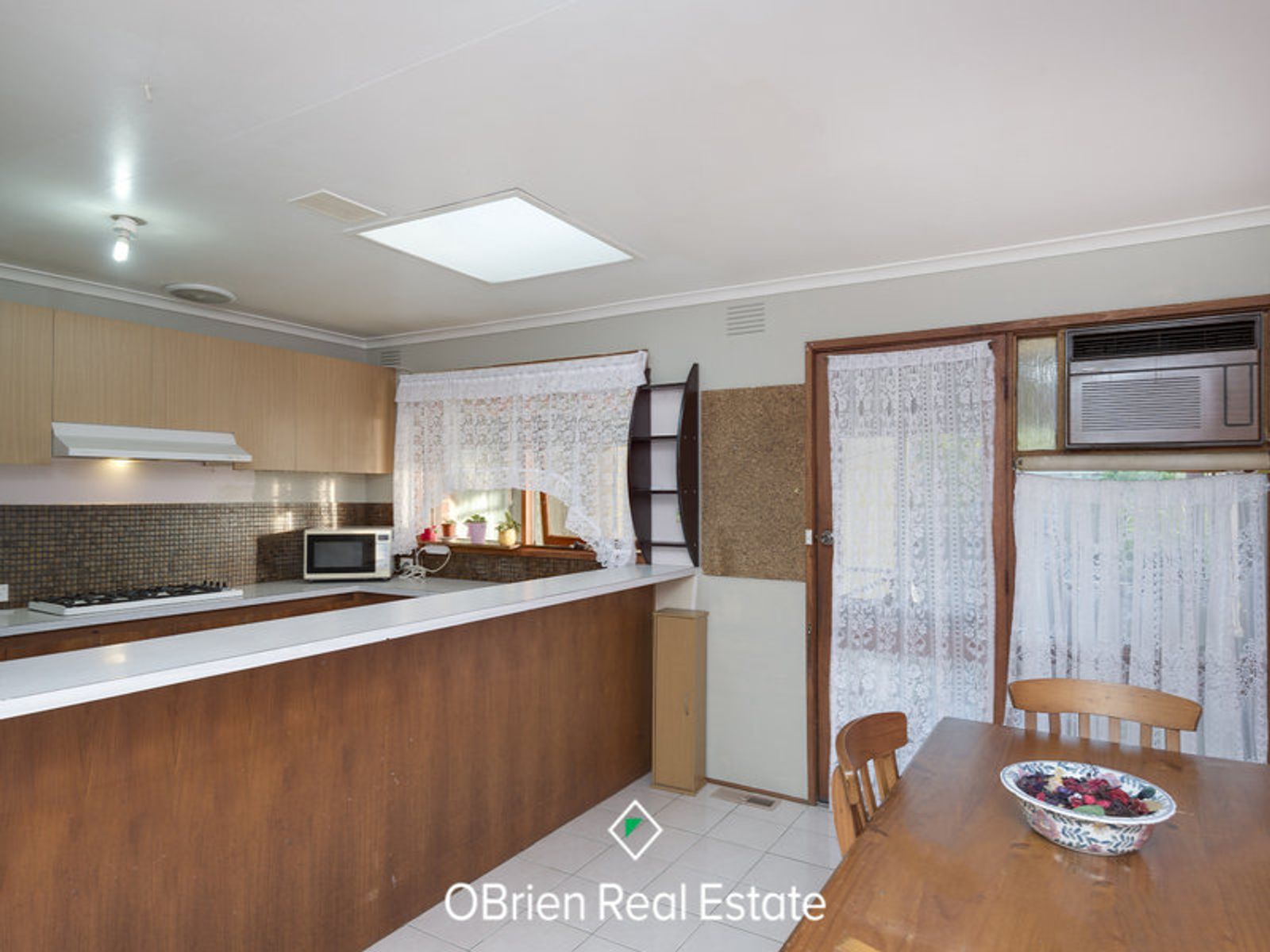 6 James Cook Drive, Endeavour Hills, VIC 3802, Endeavour Hills - Thumbnail 5