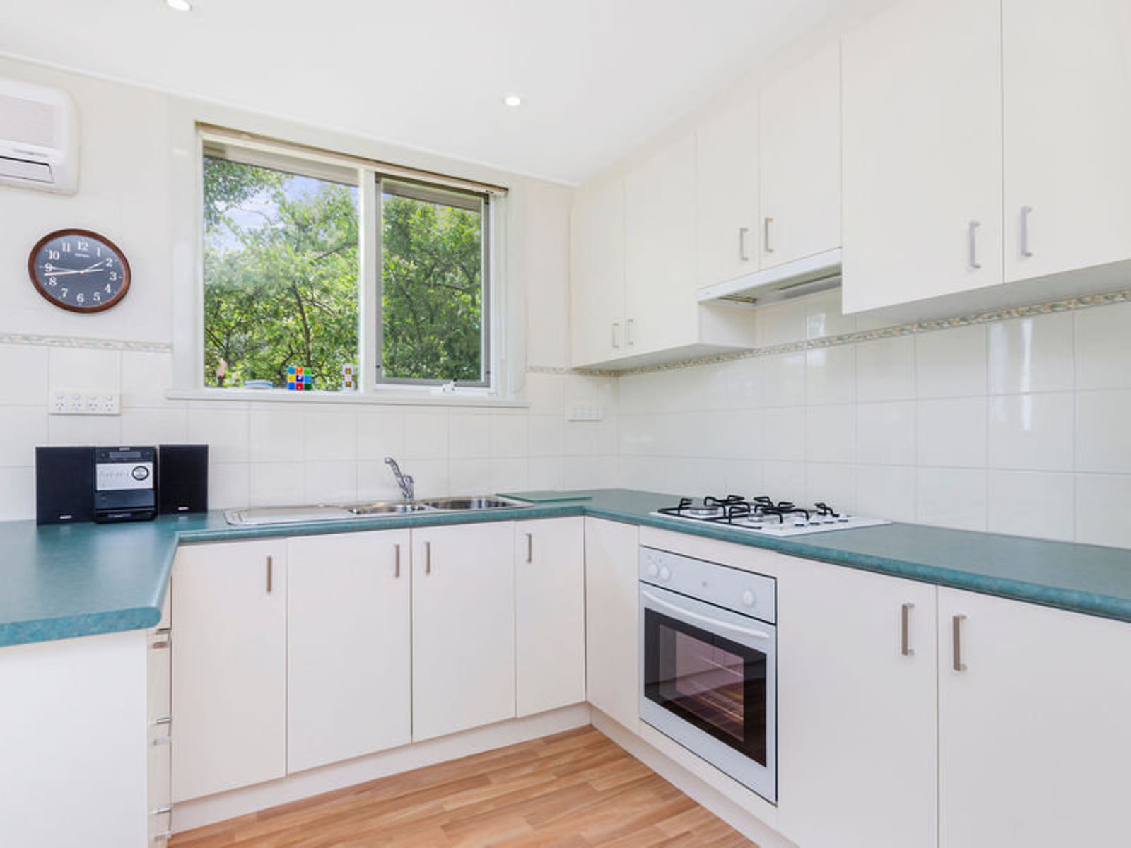 2/105 Eggleston Street, Ocean Grove - Thumbnail 3