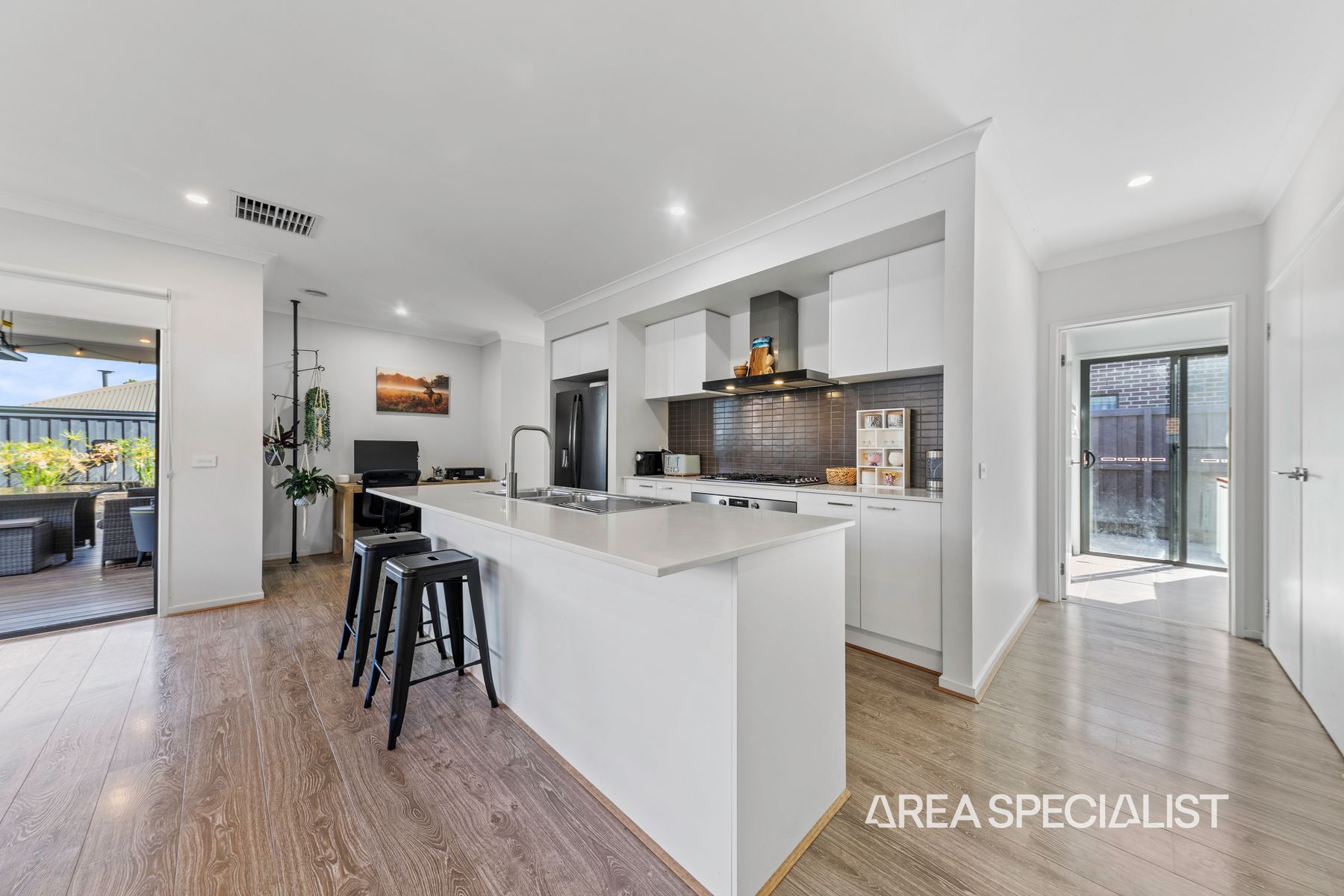 29 Leeson Street, Officer South, VIC 3809, Officer South - Thumbnail 3