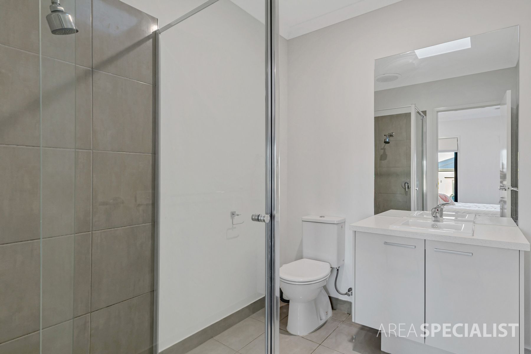 18 Dargle Way, Clyde North, VIC 3978, Clyde North - Thumbnail 8