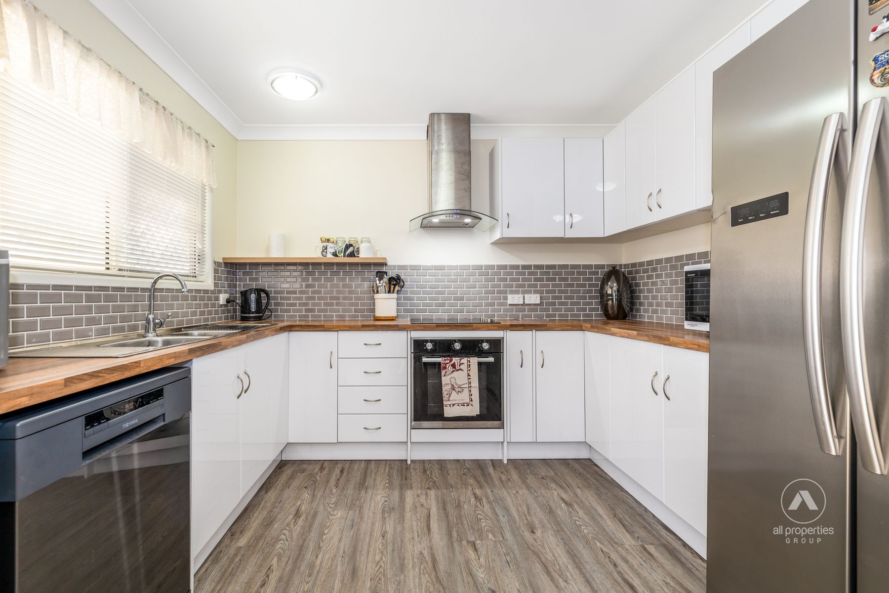 18 Serissa Street, Crestmead QLD 4132, Crestmead - Thumbnail 2