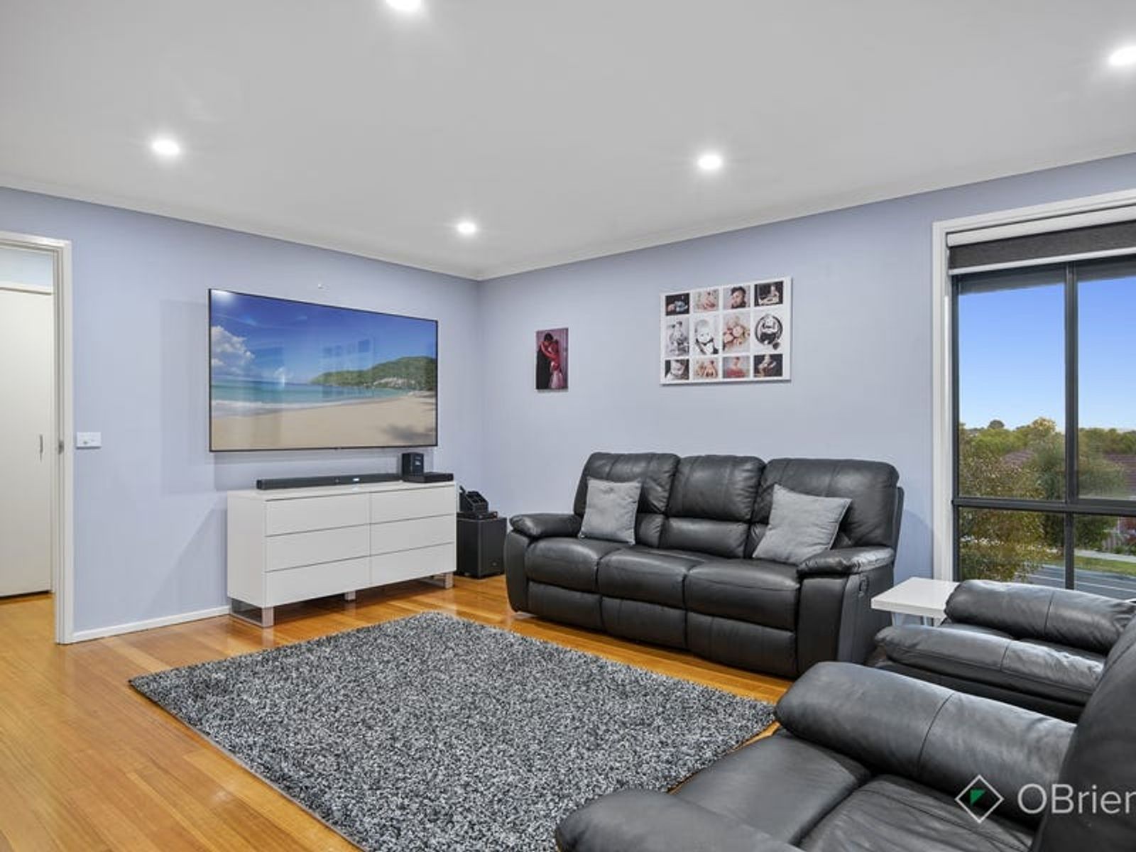 7 Ravenhill Crescent, Endeavour Hills, VIC 3802, Endeavour Hills - Thumbnail 3