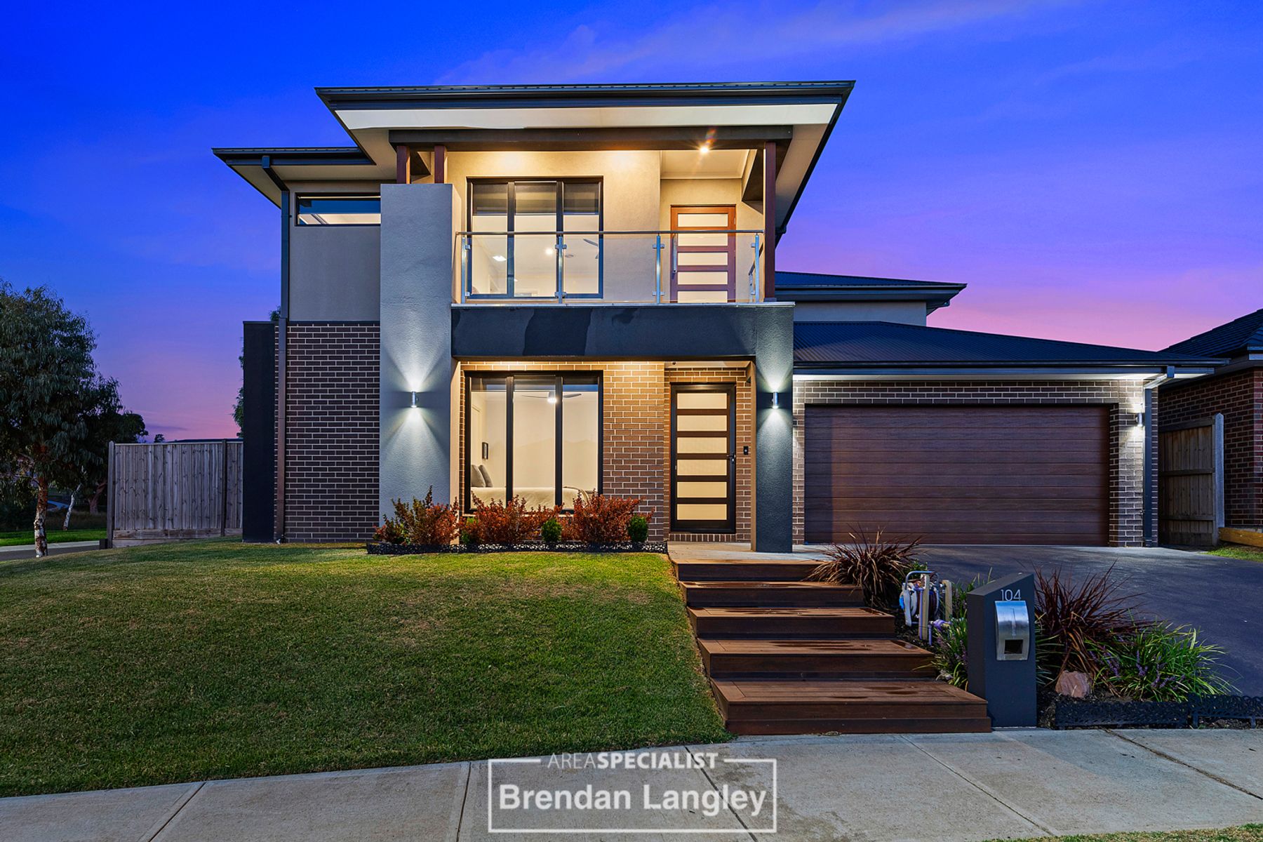 104 Grandvue Boulevard, Pakenham, VIC 3810, Pakenham - Thumbnail 2