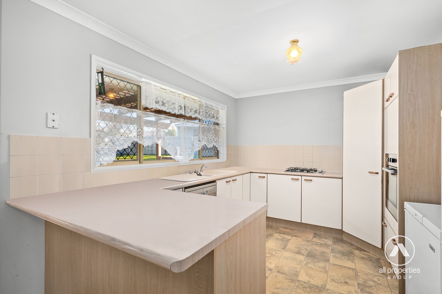 11 Bixby Court, Boronia Heights QLD 4124, Boronia Heights - Thumbnail 3