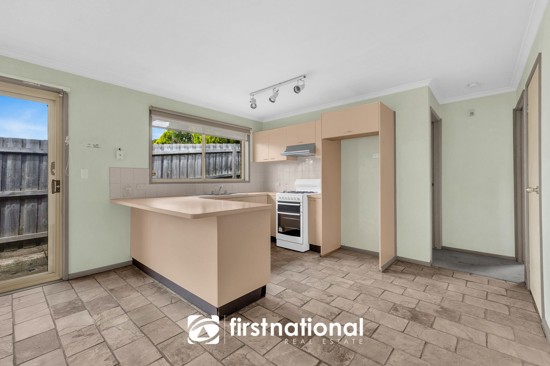 4 Manna Gum Court, Narre Warren VIC 3805, Narre Warren - Thumbnail 6