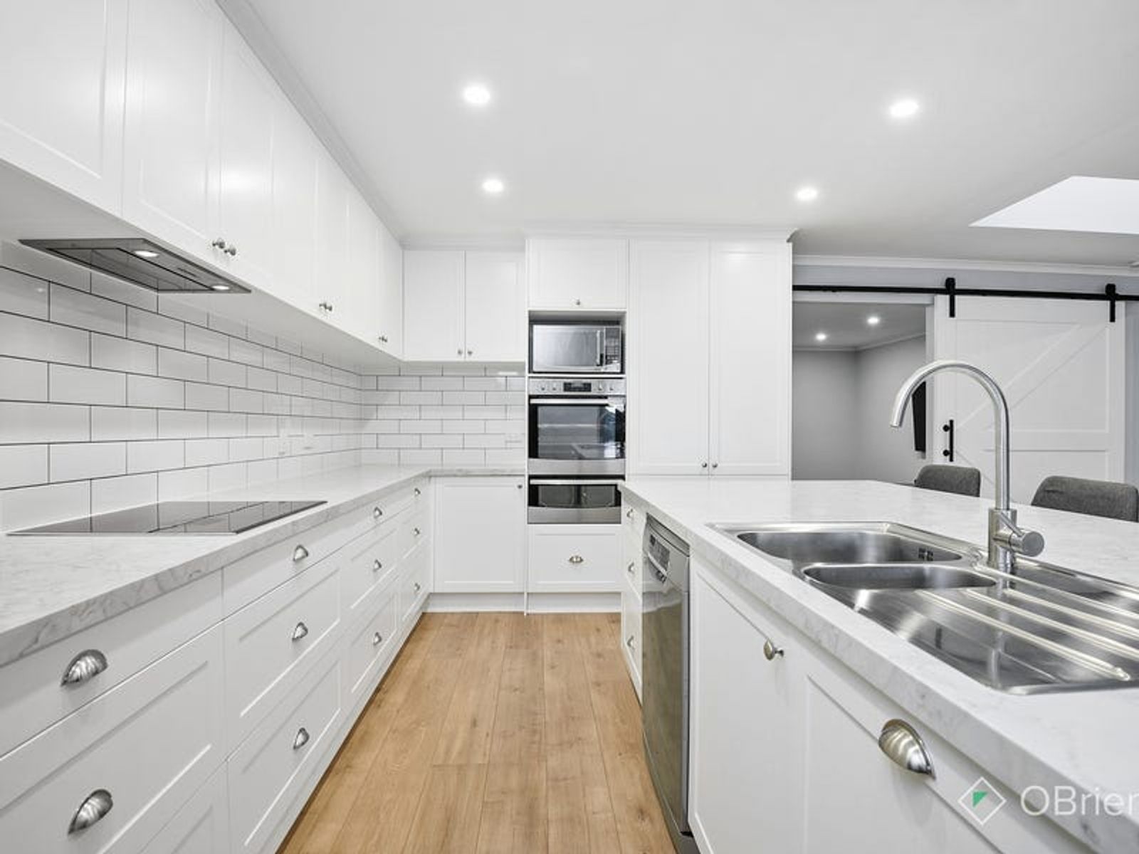 5 Judge Rise, Endeavour Hills, VIC 3802, Endeavour Hills - Thumbnail 2