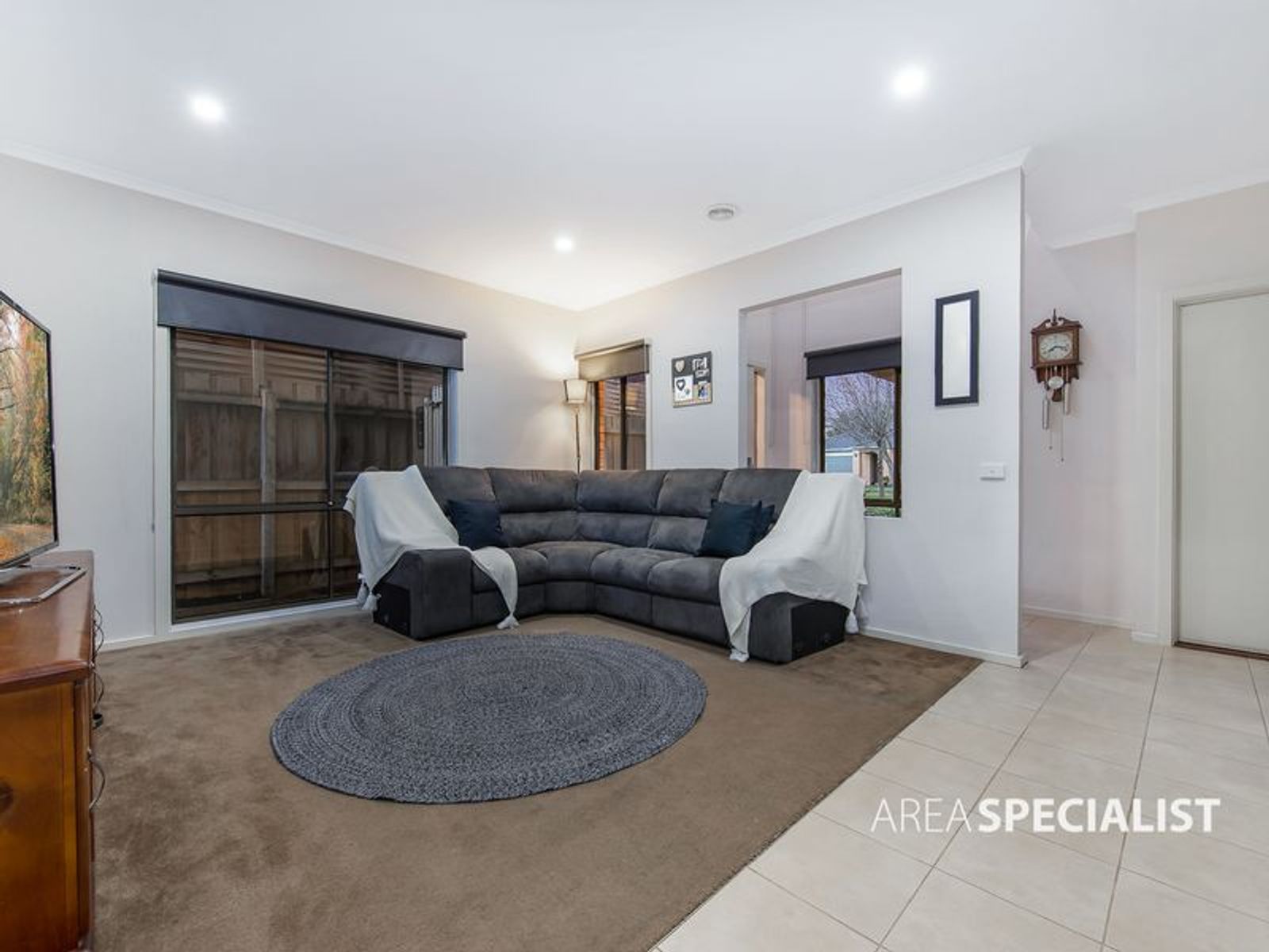 7 Boronia Avenue, Cranbourne, VIC 3977, Cranbourne - Thumbnail 2