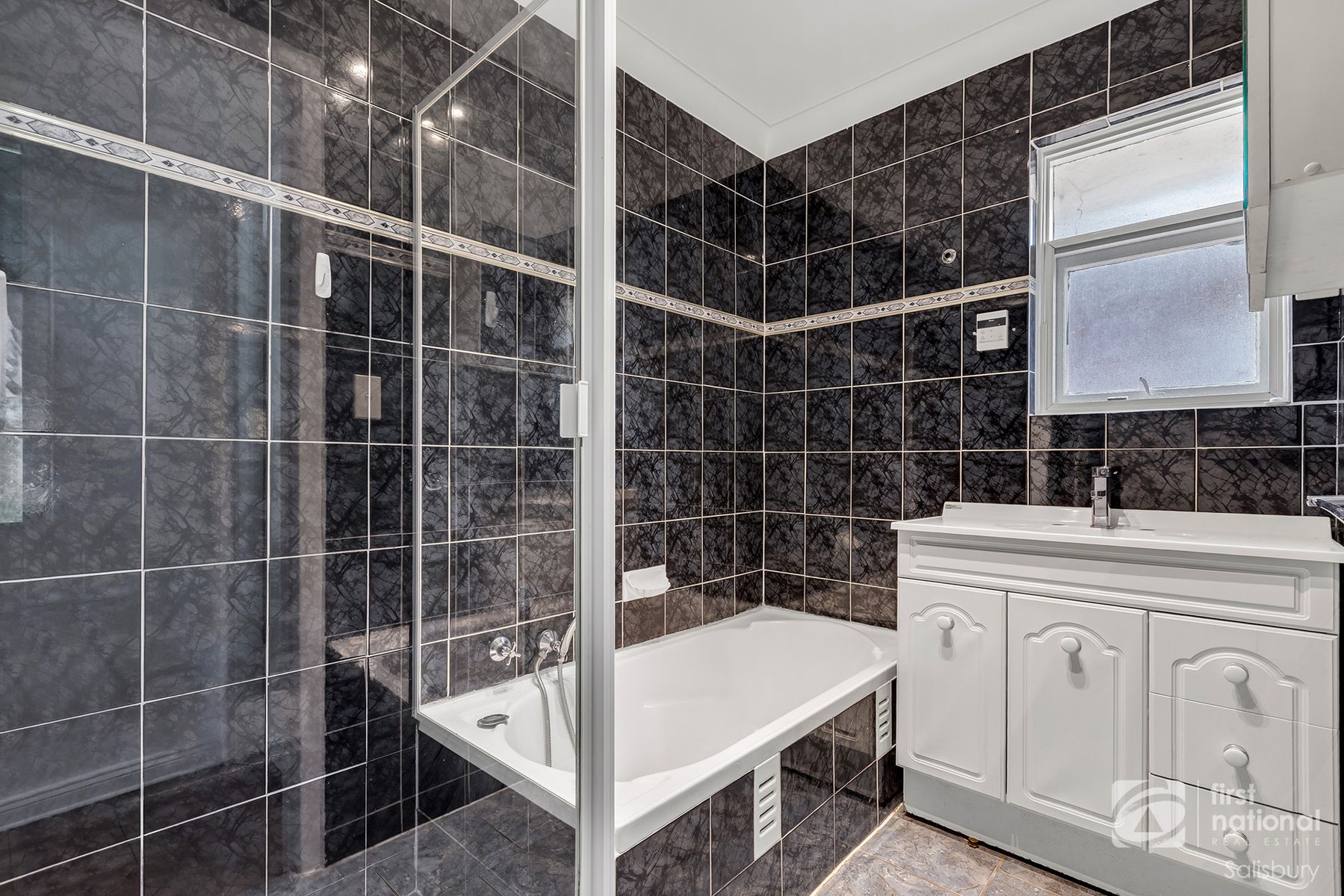 75 Parallel Avenue, Salisbury North SA 5108, Salisbury North - Thumbnail 4