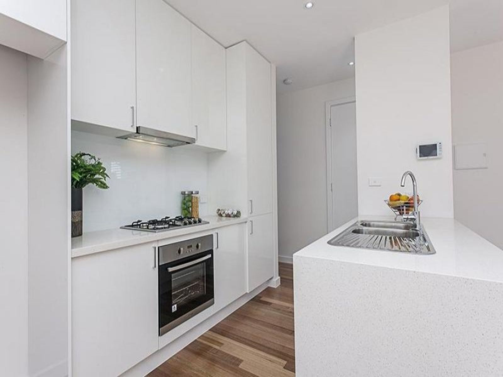 2/41 Cowper Street, Footscray - Thumbnail 7
