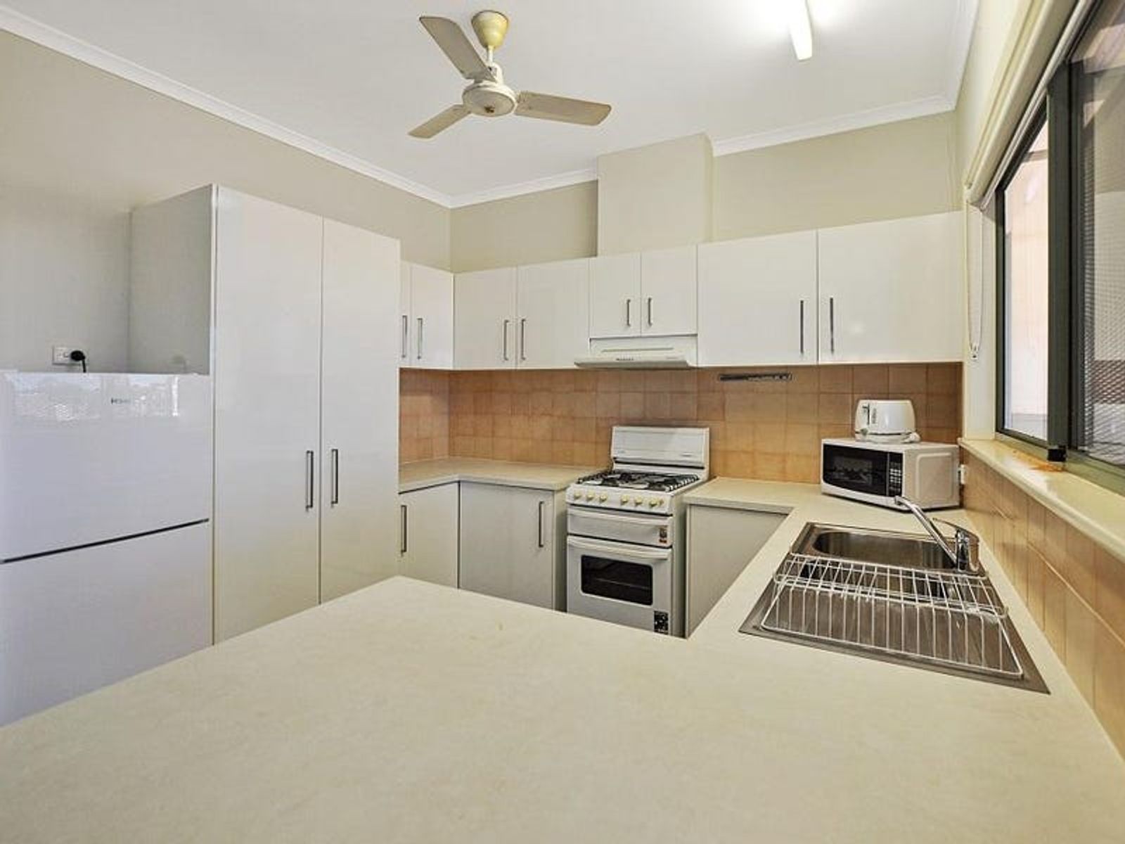 5/18 Yanderra Crescent, South Hedland WA 6722, South Hedland - Thumbnail 2