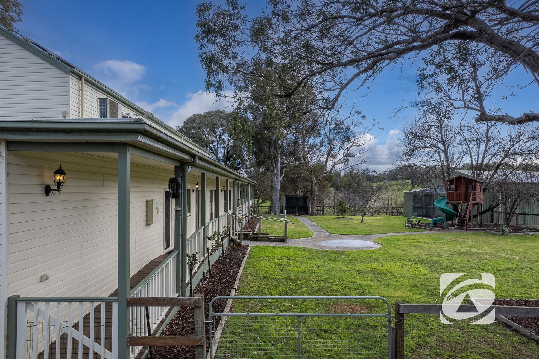 240 Brown Road, Pakenham VIC 3810, Pakenham - Thumbnail 5
