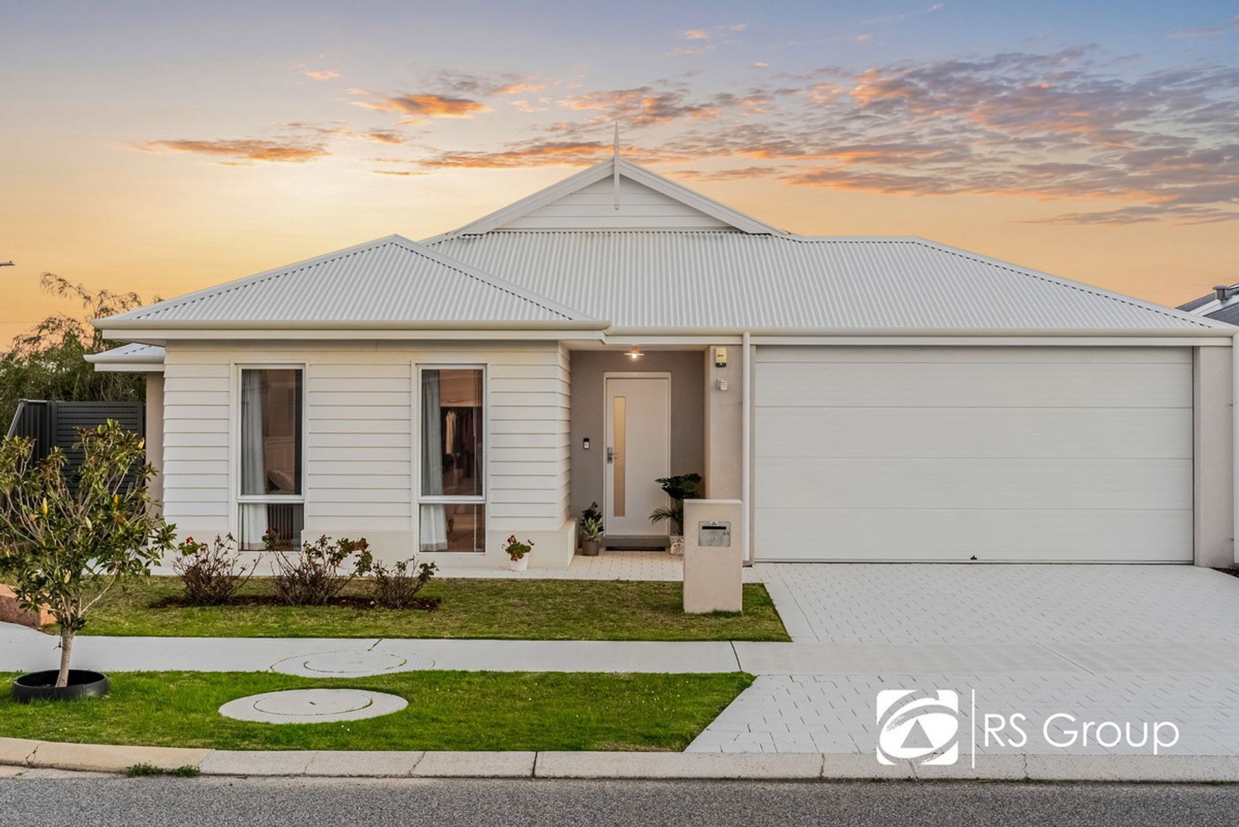 8 McGibbon Street, Piara Waters WA 6112, Piara Waters - Image 1