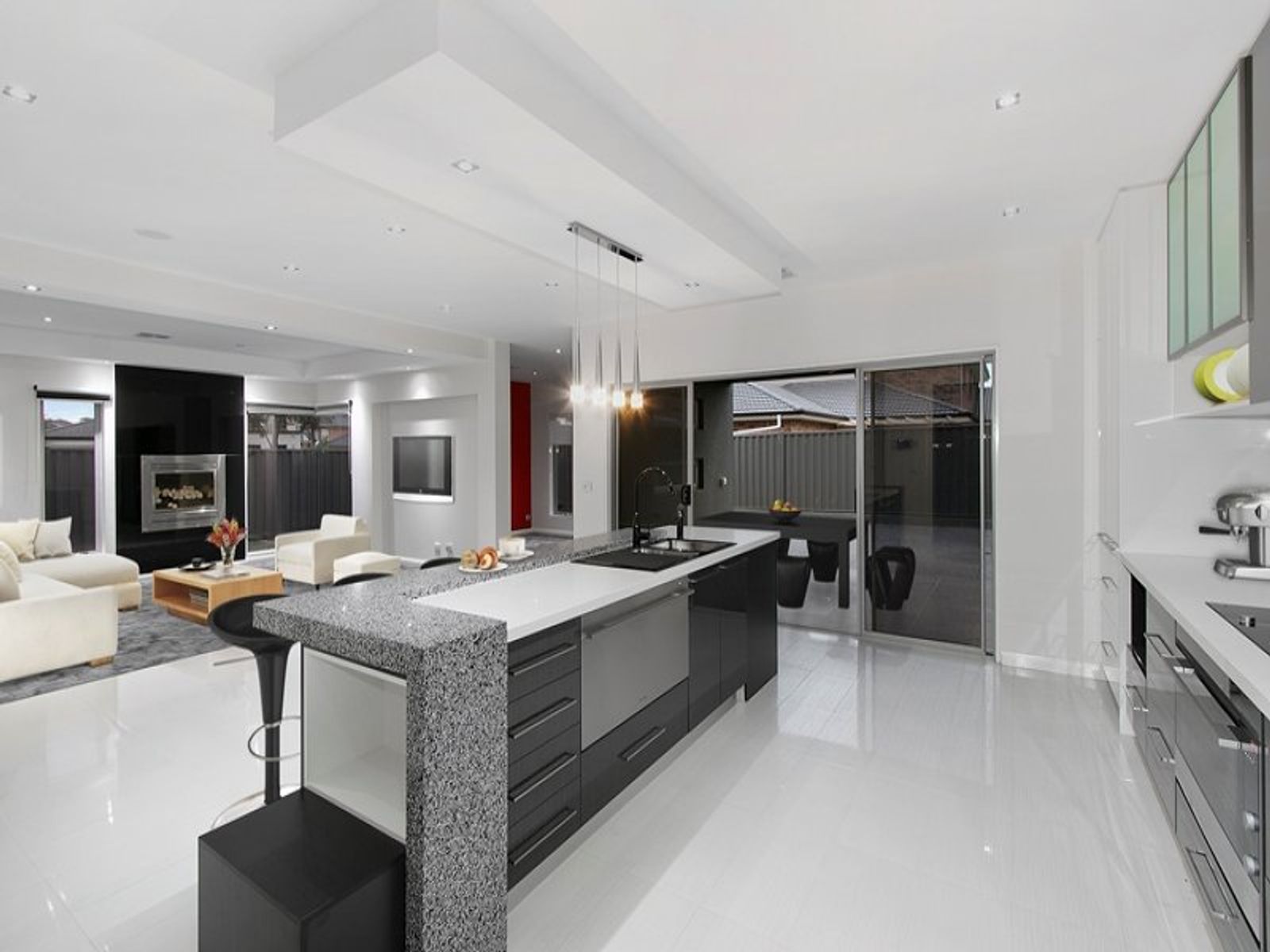 150 Lakeview Boulevard, Keysborough, VIC 3173, Keysborough - Thumbnail 6