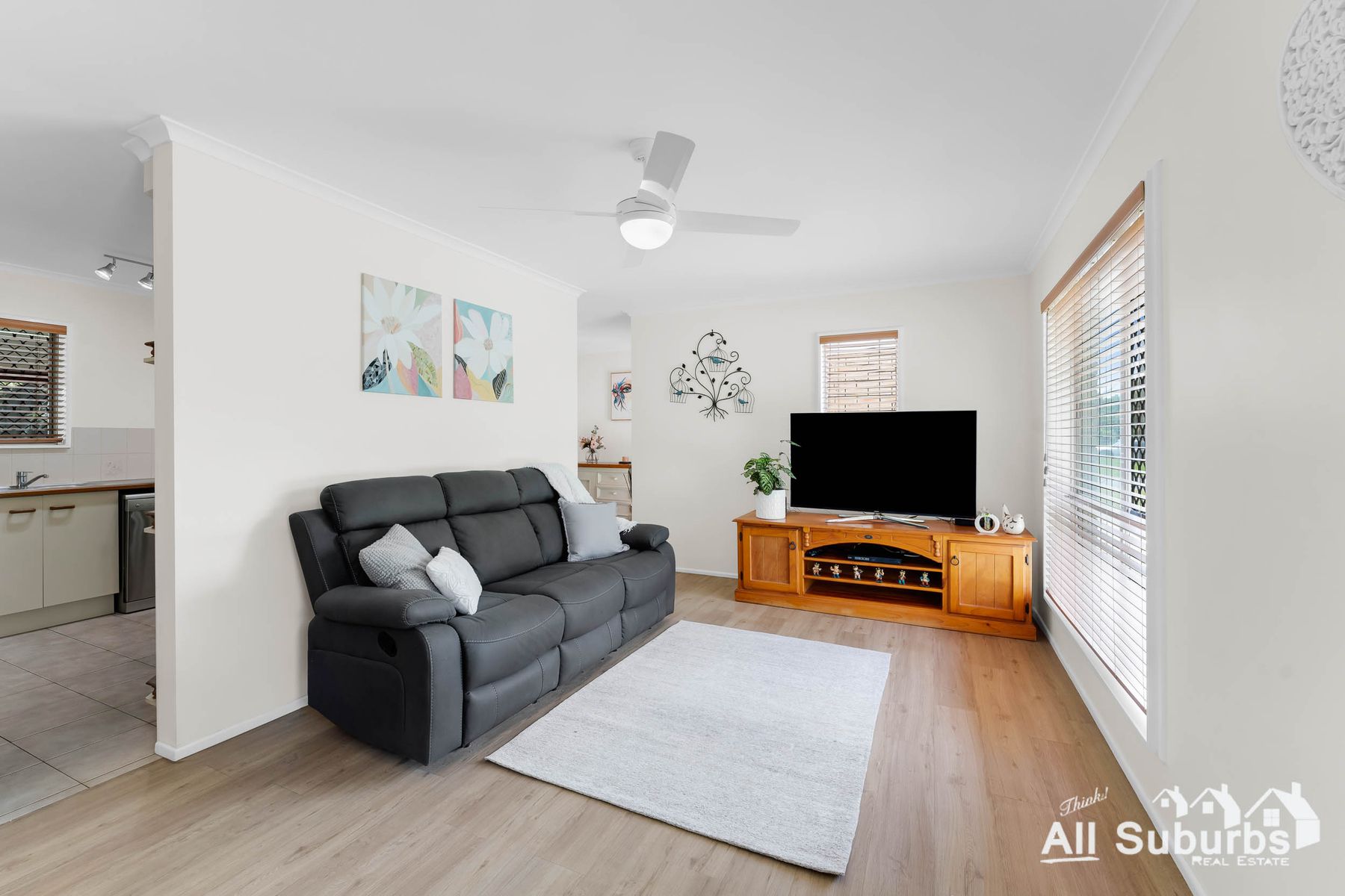 57 Evergreen Avenue, Loganlea QLD 4131, Loganlea - Thumbnail 3
