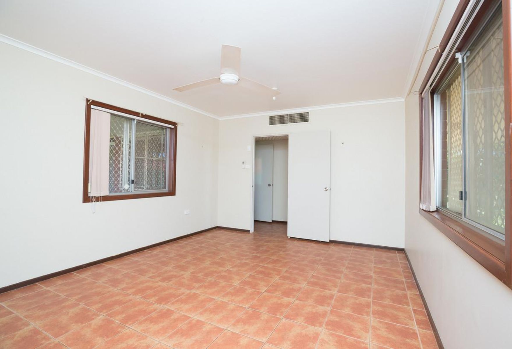 39 Etrema Loop, South Hedland WA 6722, South Hedland - Thumbnail 2