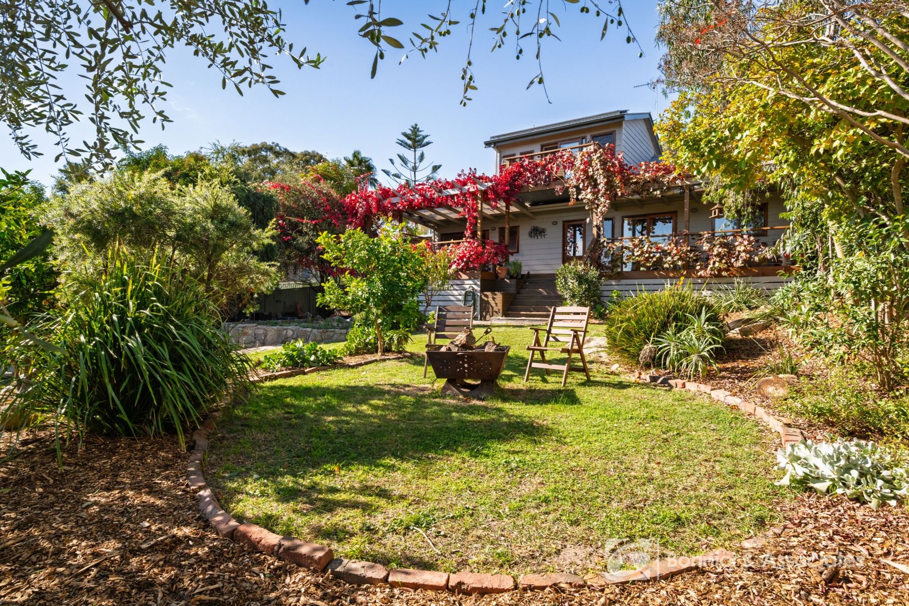 9 Last Street, Beechworth VIC 3747, Beechworth - Thumbnail 2